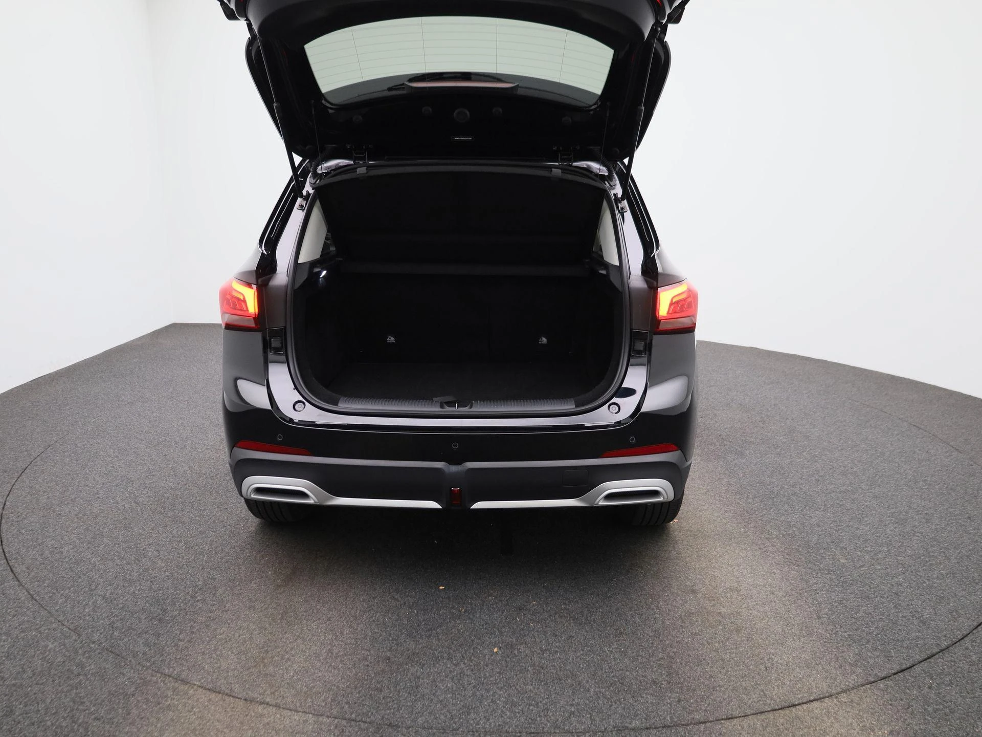 MG-ZS-image-10