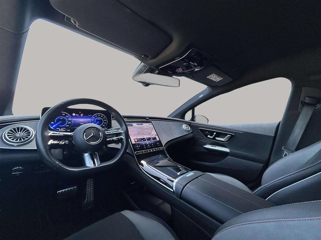 Mercedes-Benz-EQE-image-10