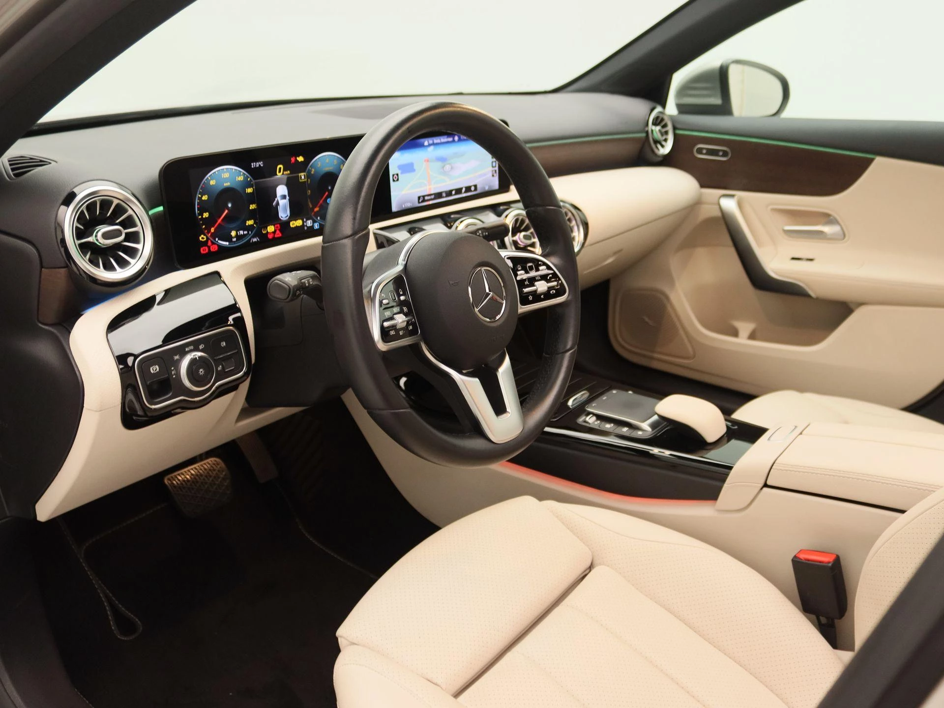 Mercedes-Benz A-Klasse 250e Aut. Premium Plus