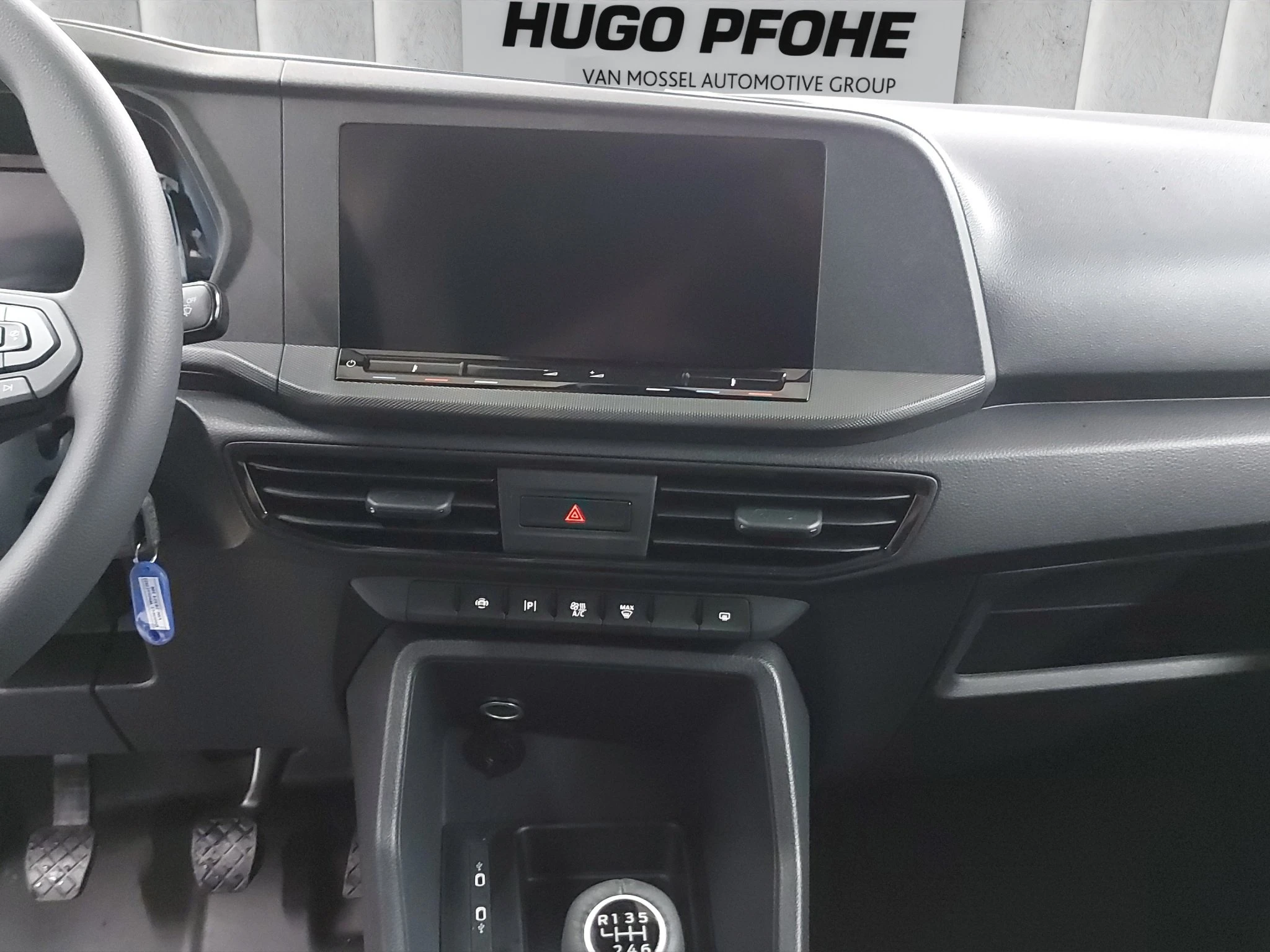 Ford-Transit Connect-image-14