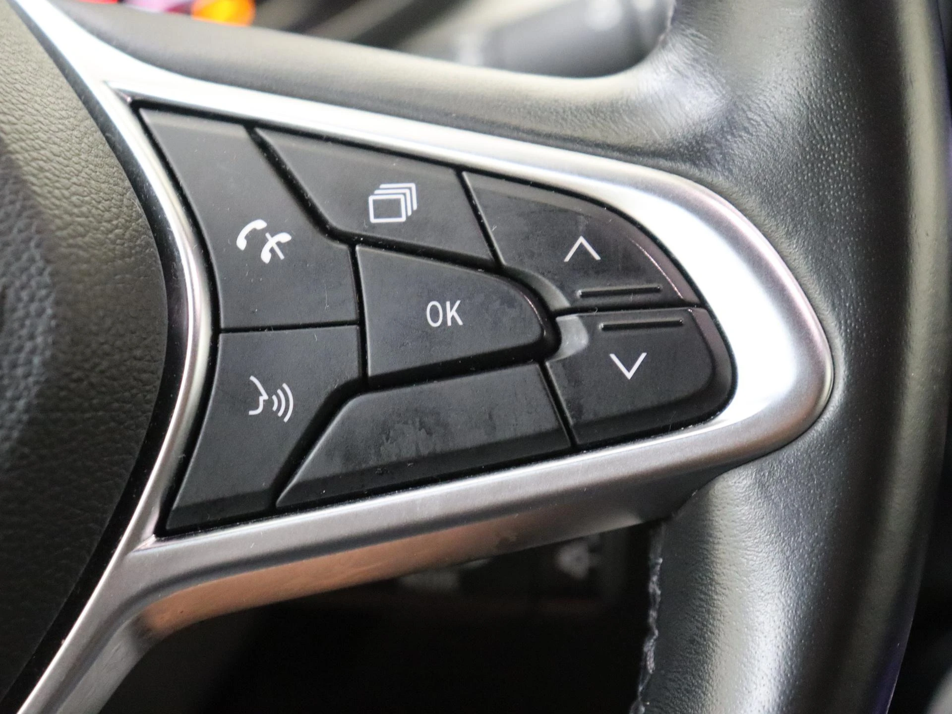 Renault-Clio-image-13