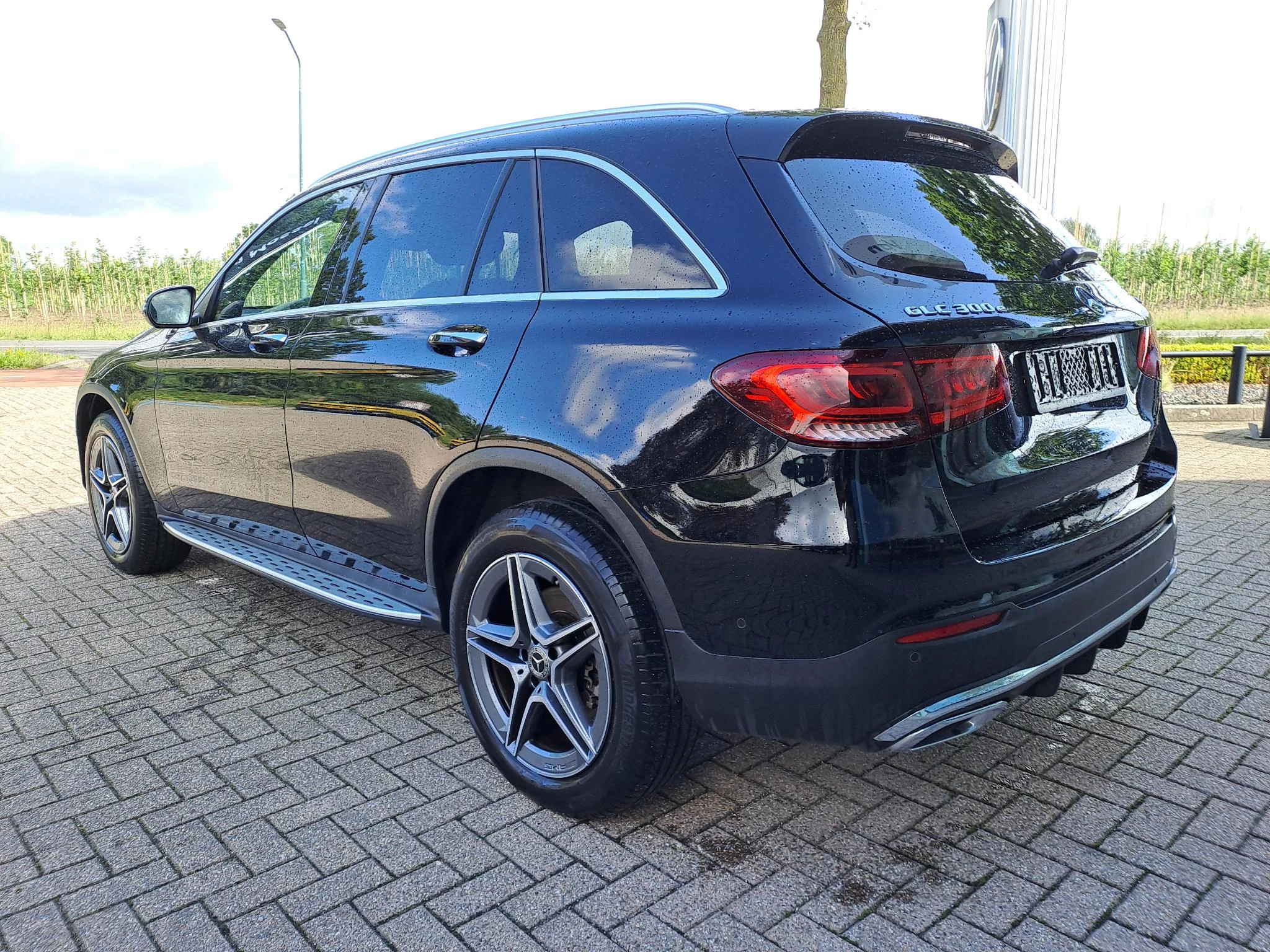 Mercedes-Benz GLC 300e 4MATIC AMG Line