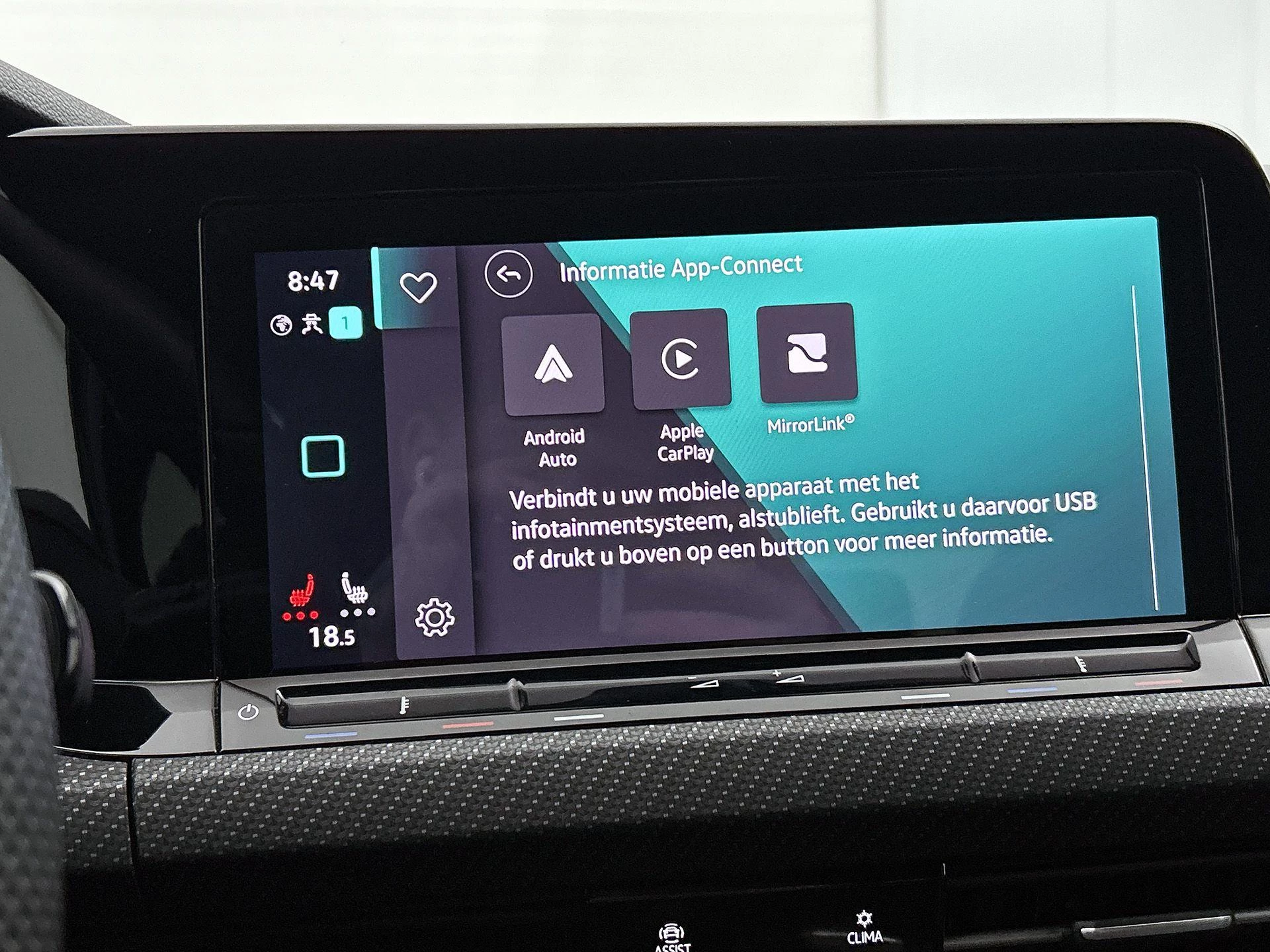 Volkswagen-Golf-image-15