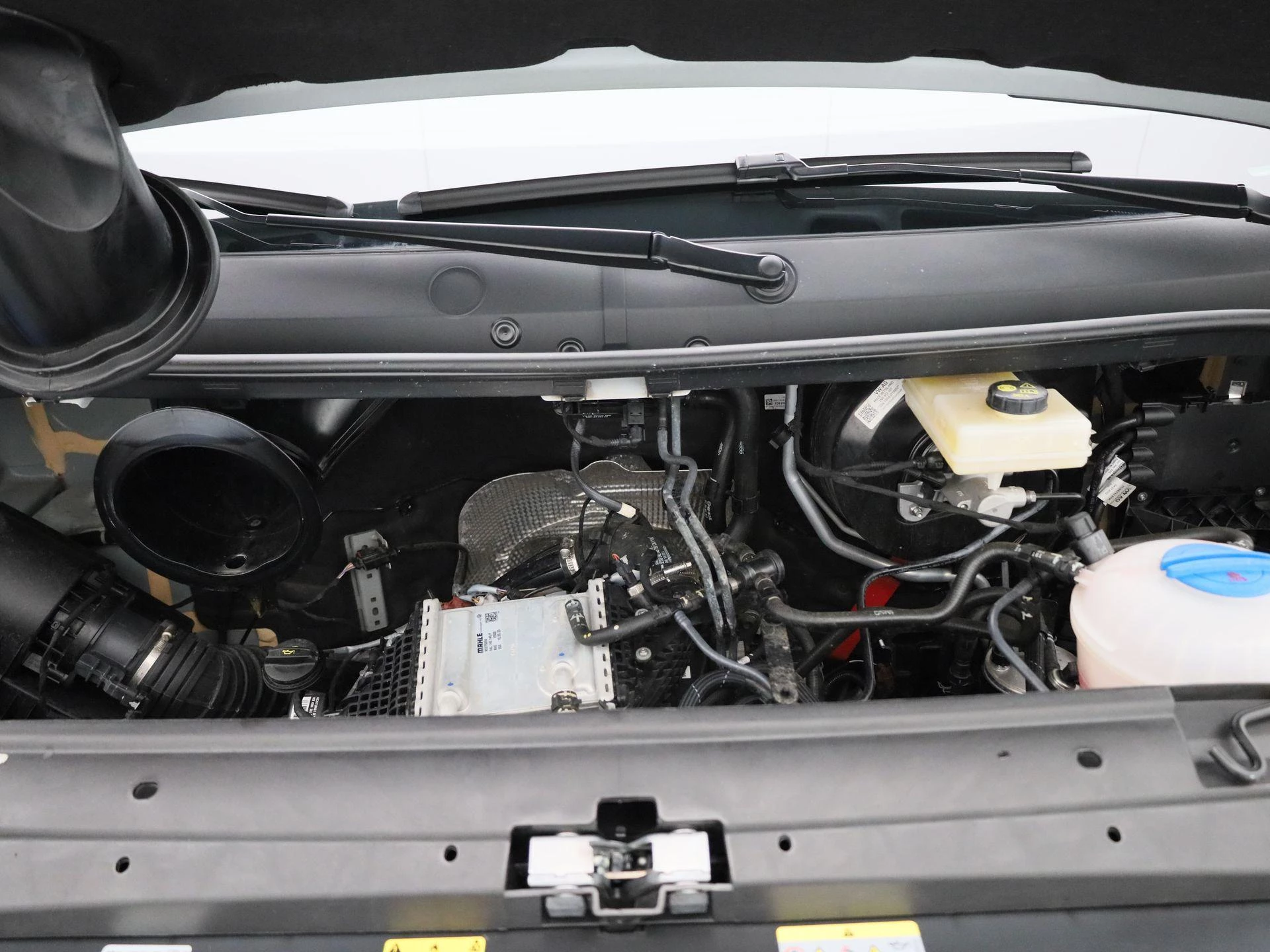 Volkswagen Crafter 2.0 TDI L3H3 140PK