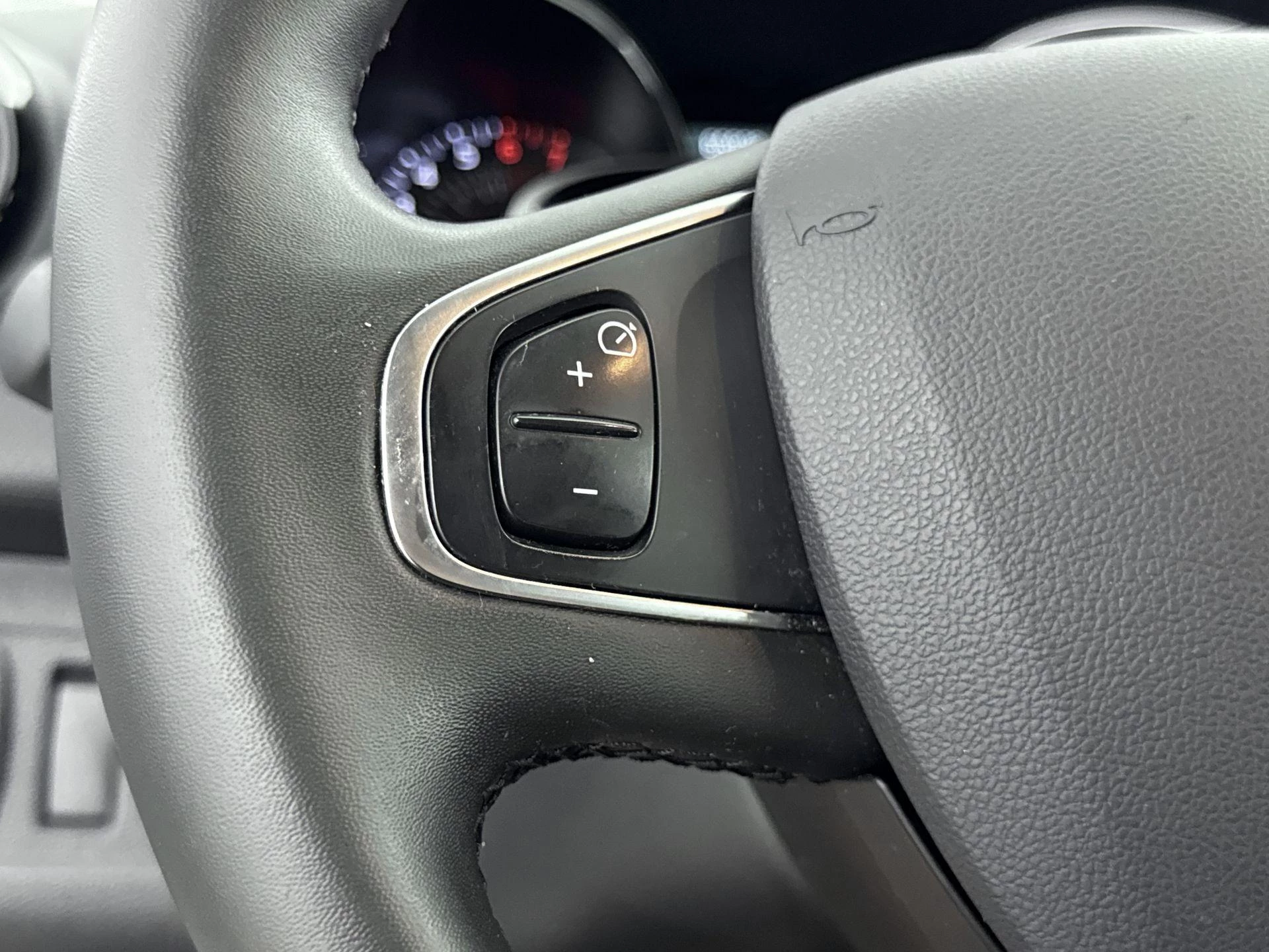 Renault-Clio-image-5