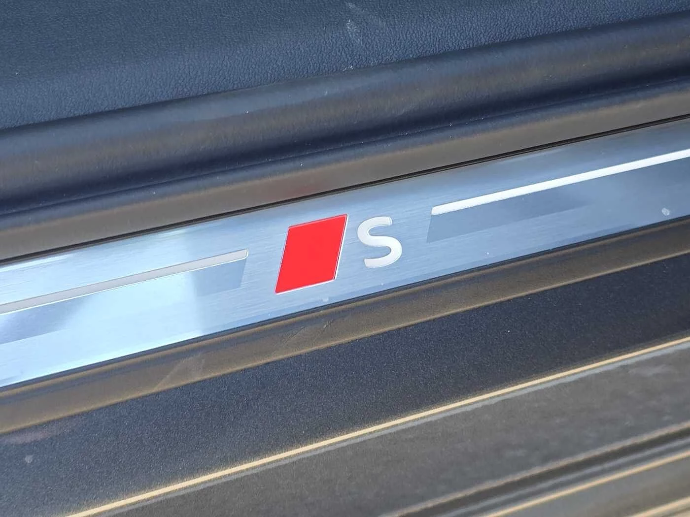 Audi-S6 Avant e-tron-image-40