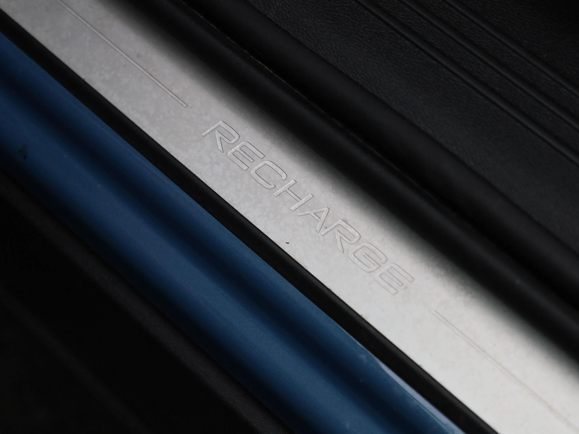 Volvo-C40-image-32