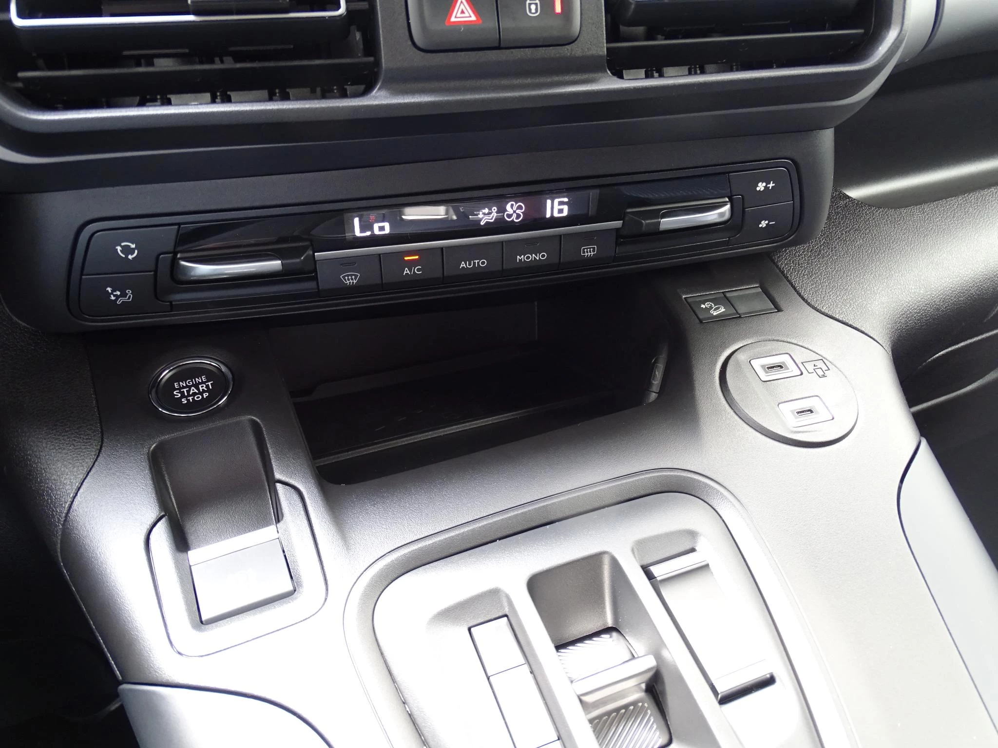 Fiat Qubo L 1.5 BlueHDI 130 S&S AT La Prima Long 7 seats gps+c