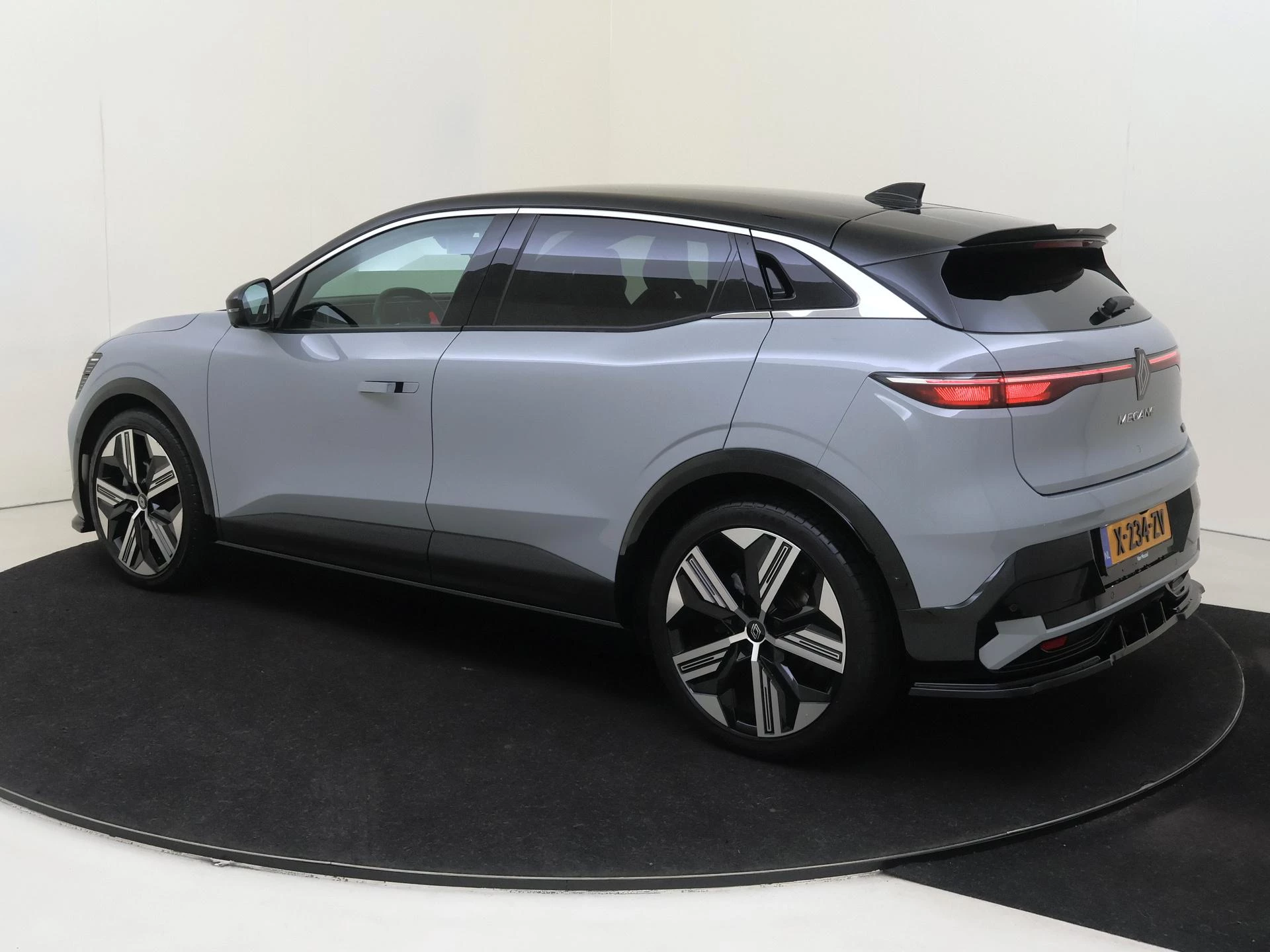 Renault Megane E-Tech EV60 Optimum Charge Iconic