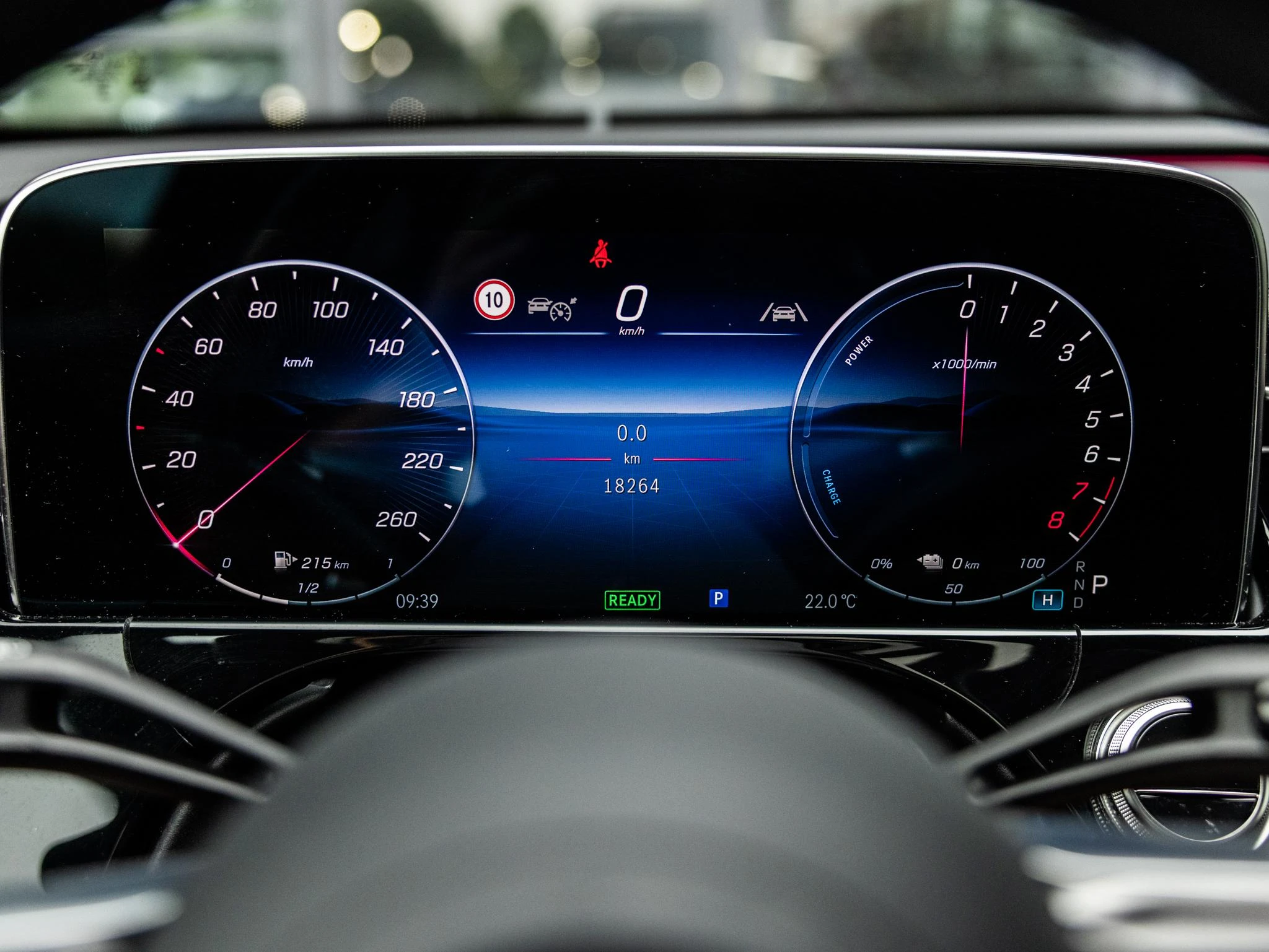 Mercedes-Benz-E-Klasse-image-24