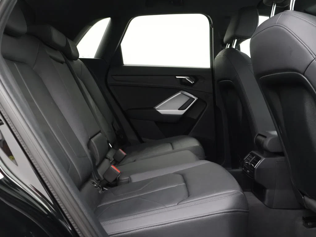 Audi-Q3-image-9
