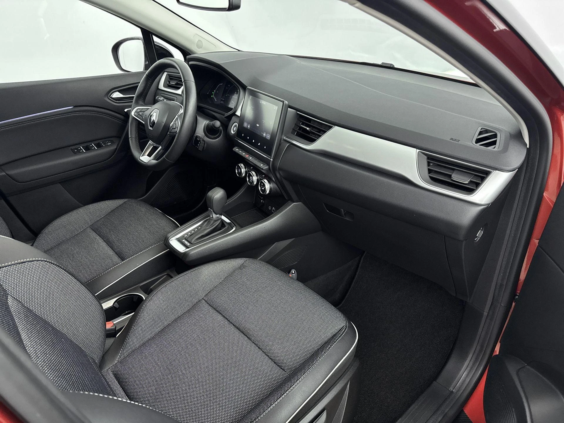 Renault-Captur-image-15
