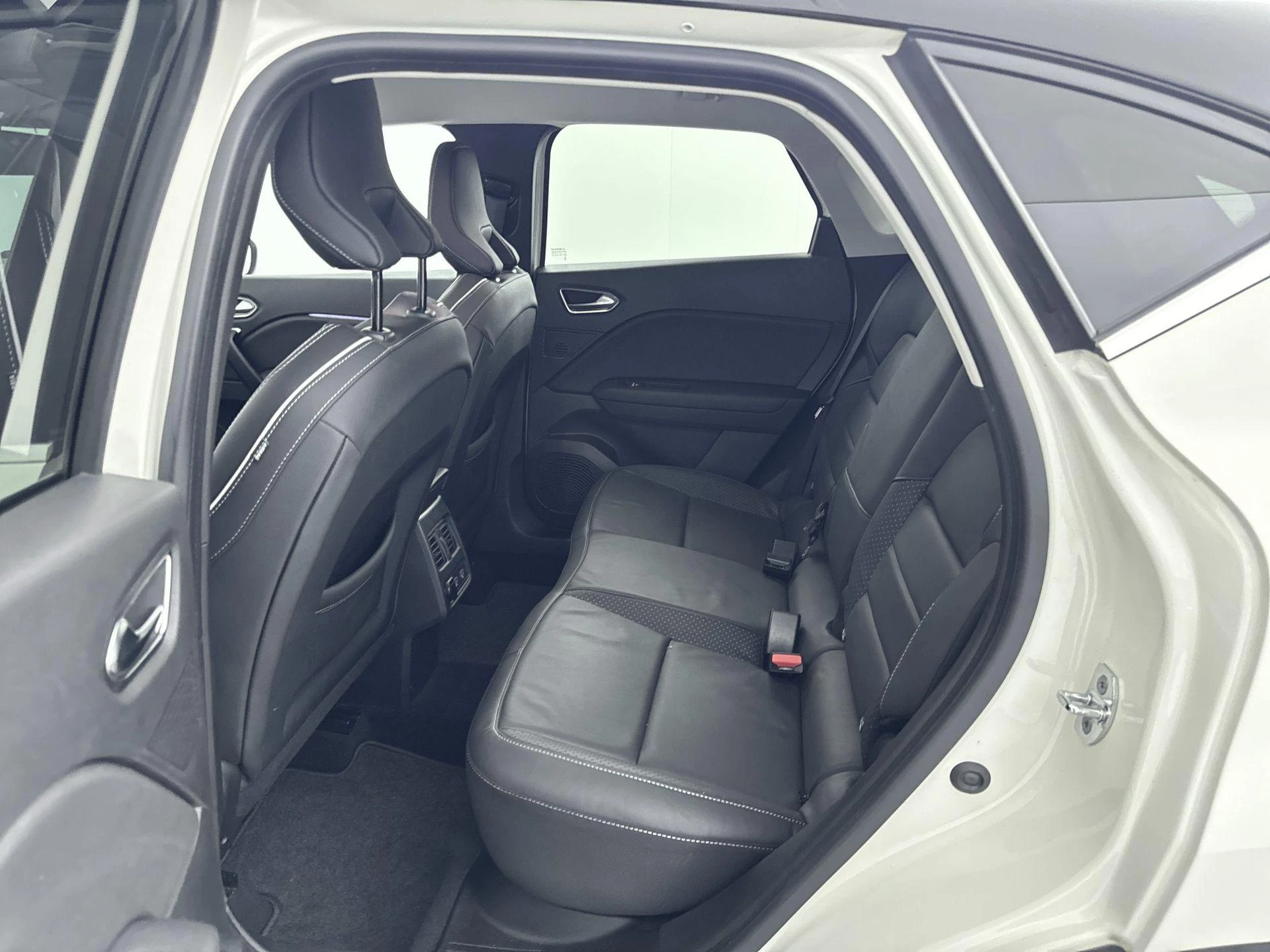 Renault-Captur-image-21