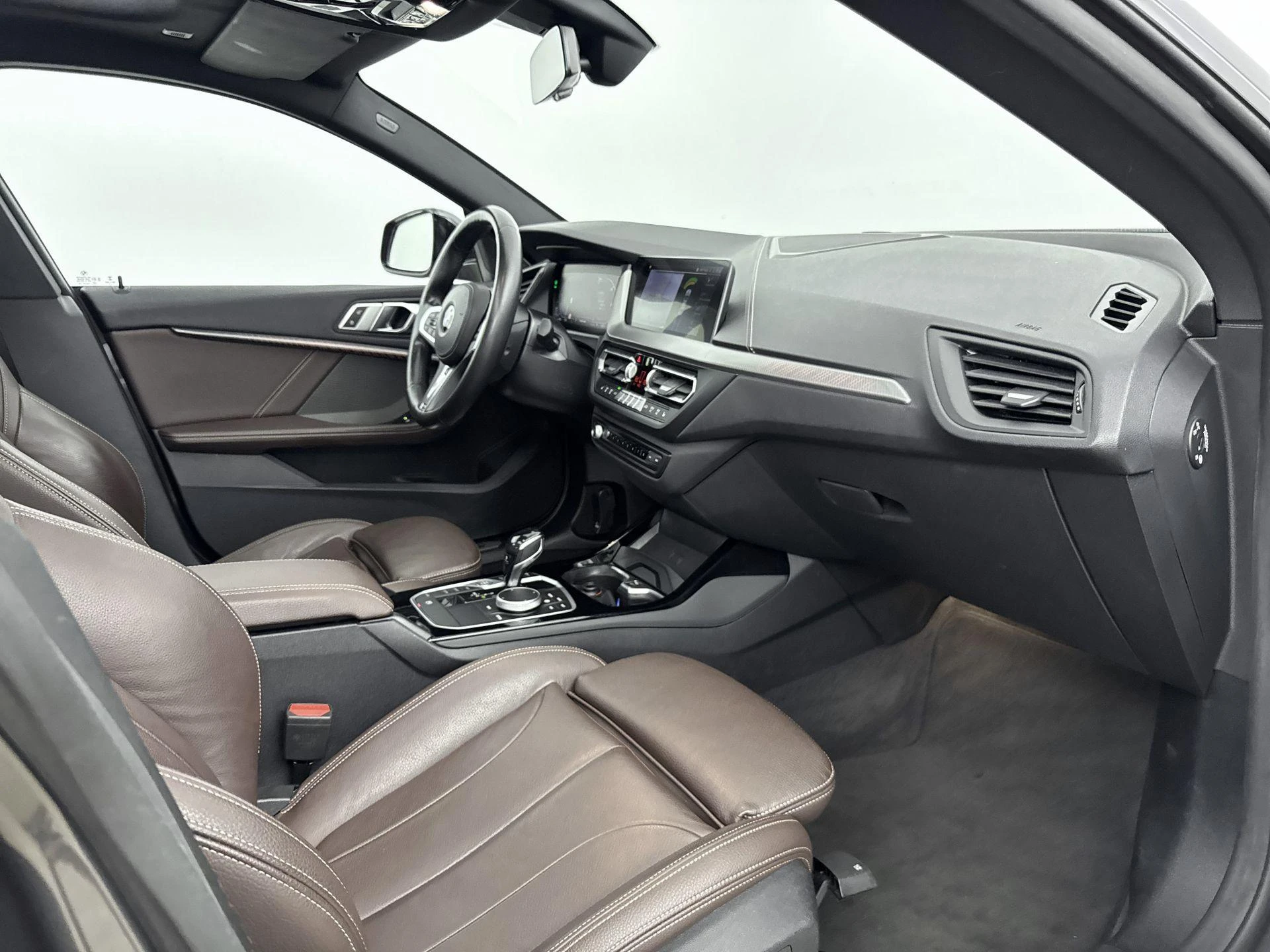 BMW-2 Serie-image-17