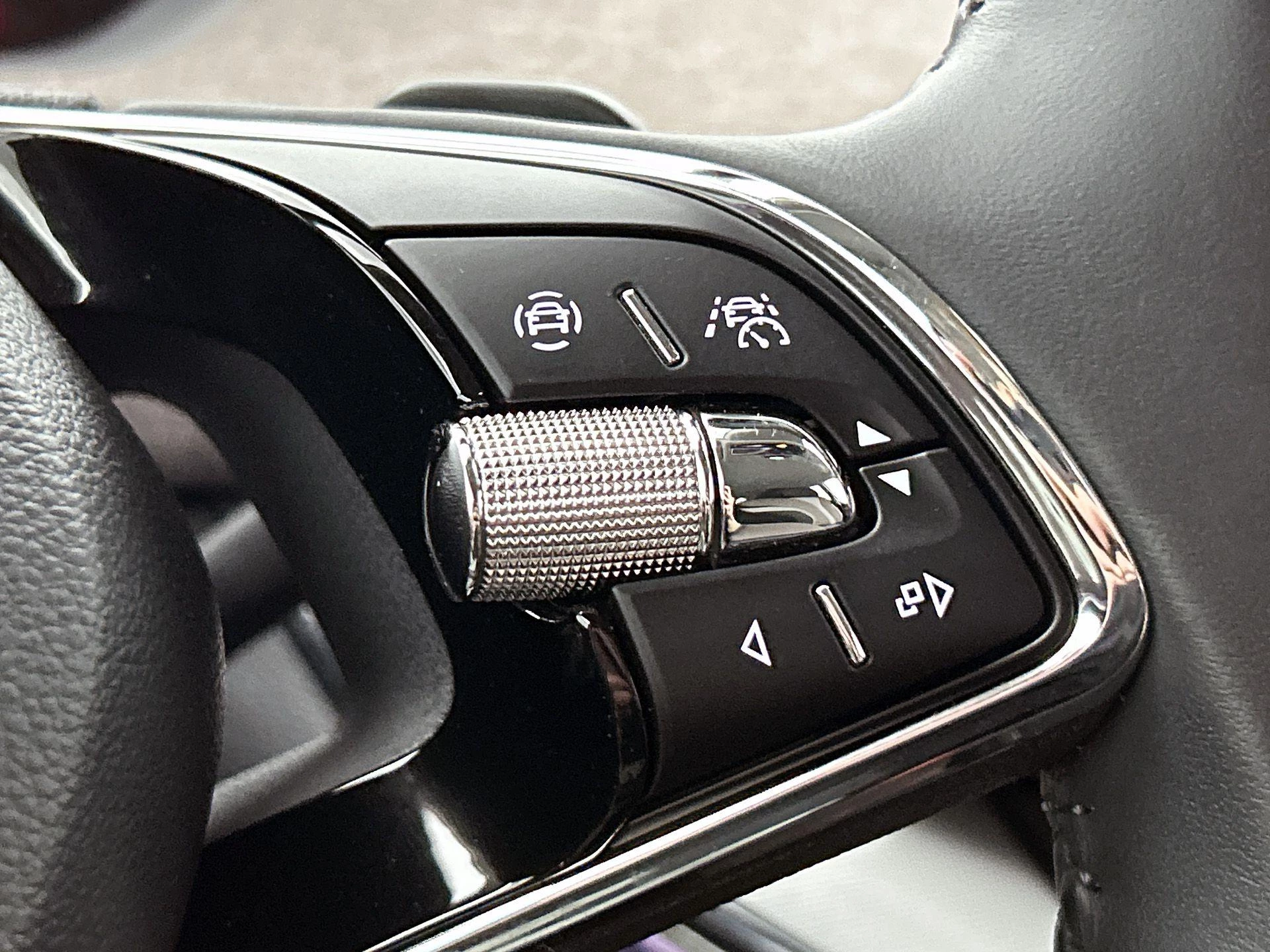 Škoda-Enyaq iV-image-5