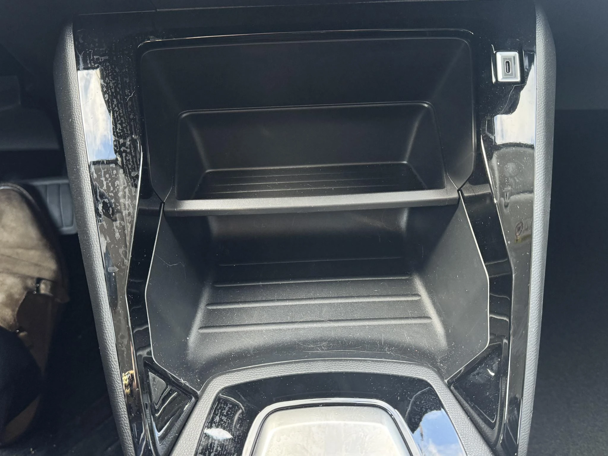Peugeot-208-image-32