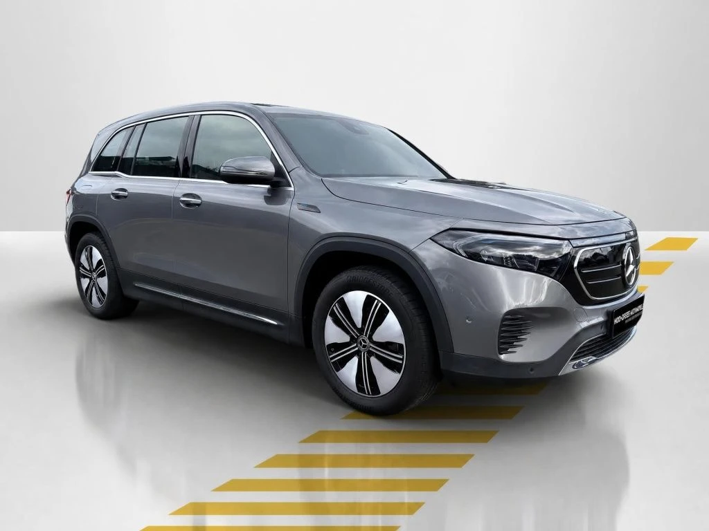 Mercedes-Benz-EQB 300-image-16