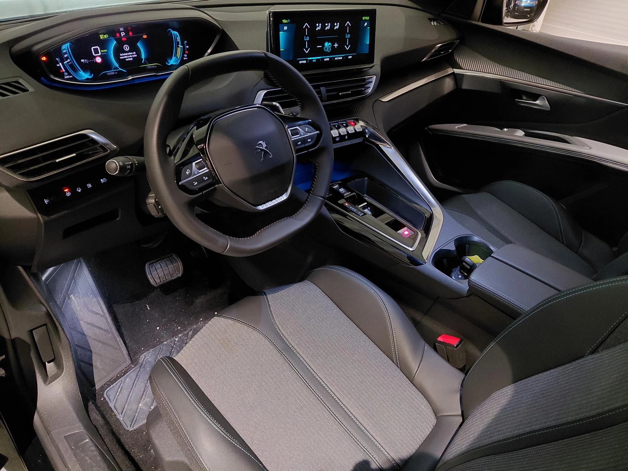 Peugeot-3008-image-1