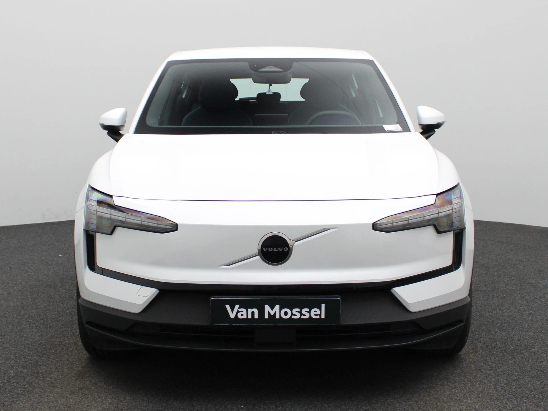 Volvo-EX30-image-2