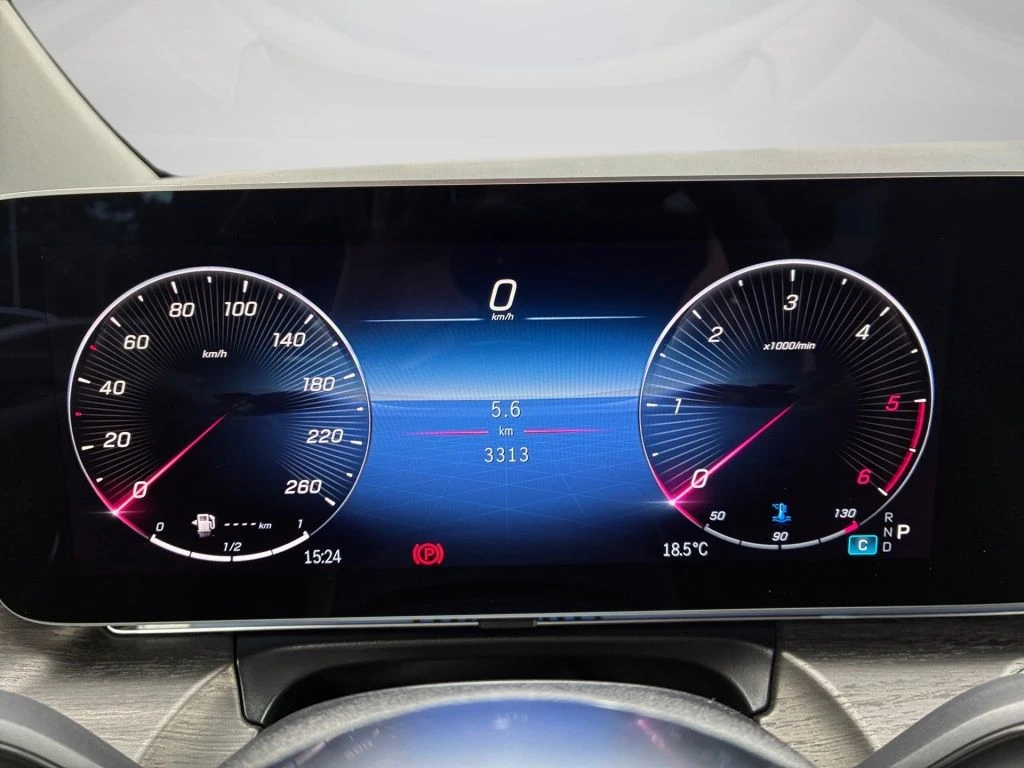 Mercedes-Benz-V-Klasse-image-6