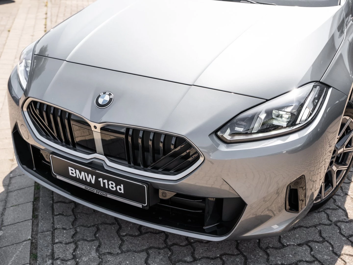 BMW 1er Reihe 118d HUD LED SHZ Innovation