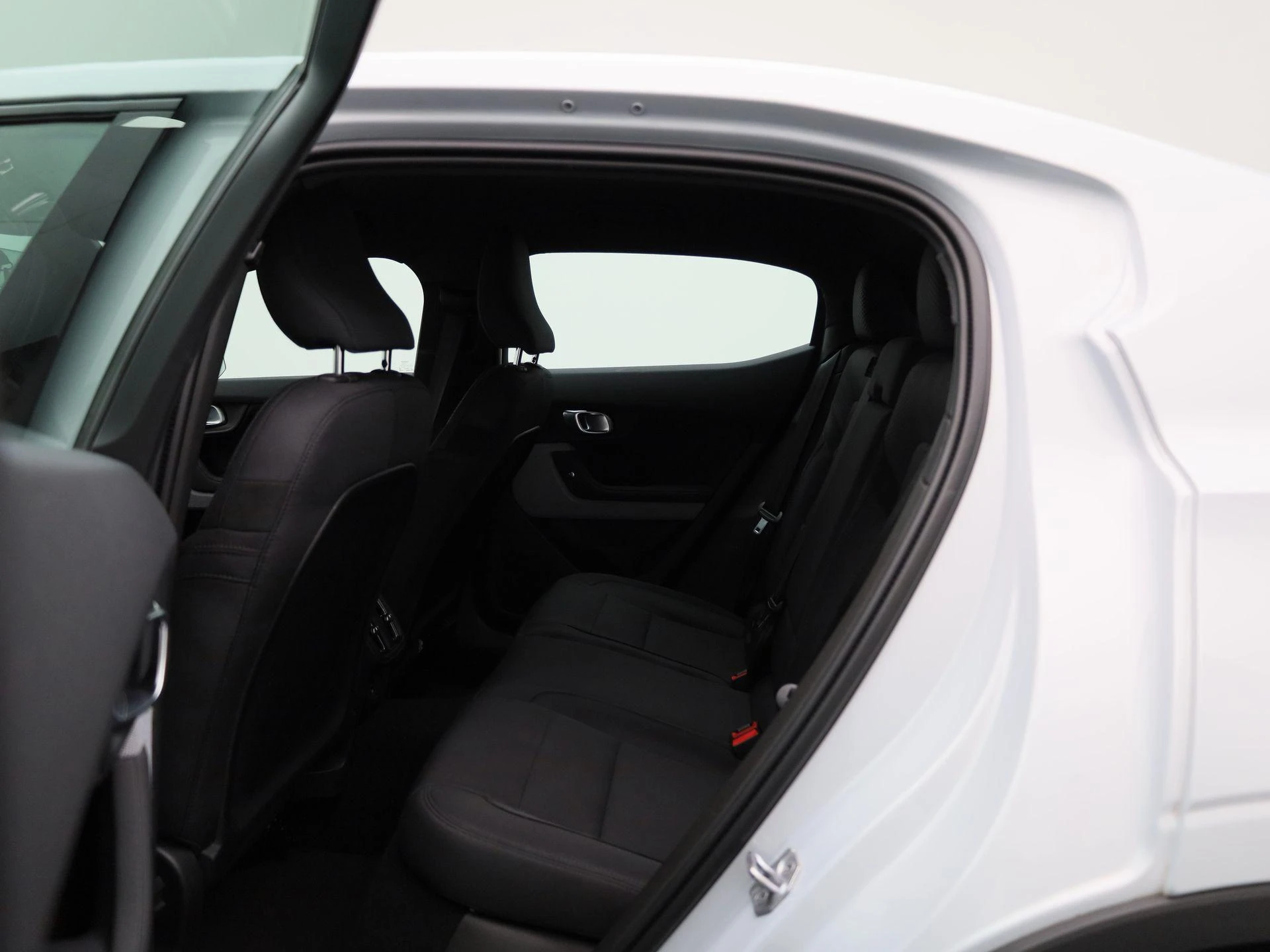 Polestar-2-image-9