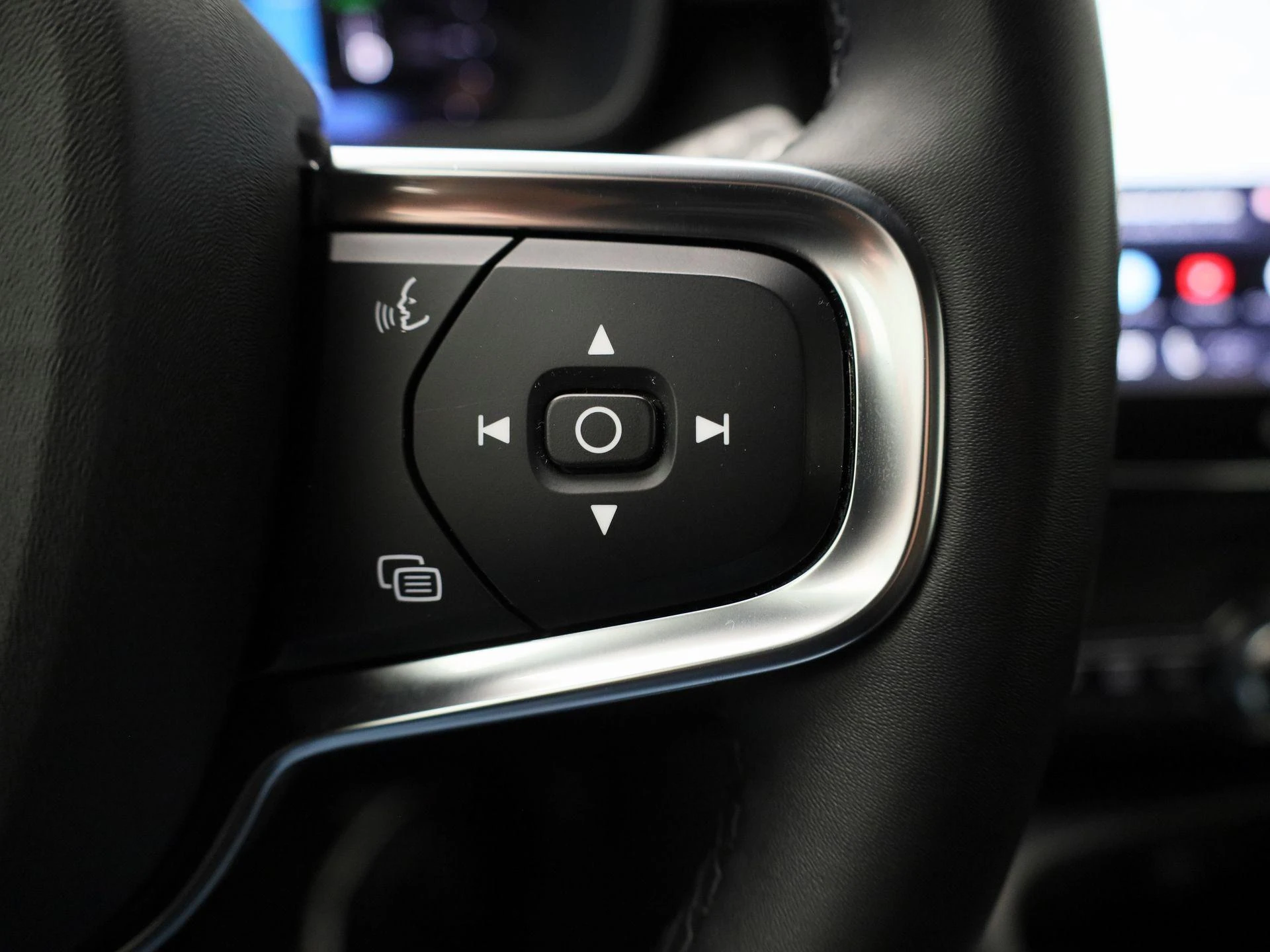 Volvo-XC40-image-17
