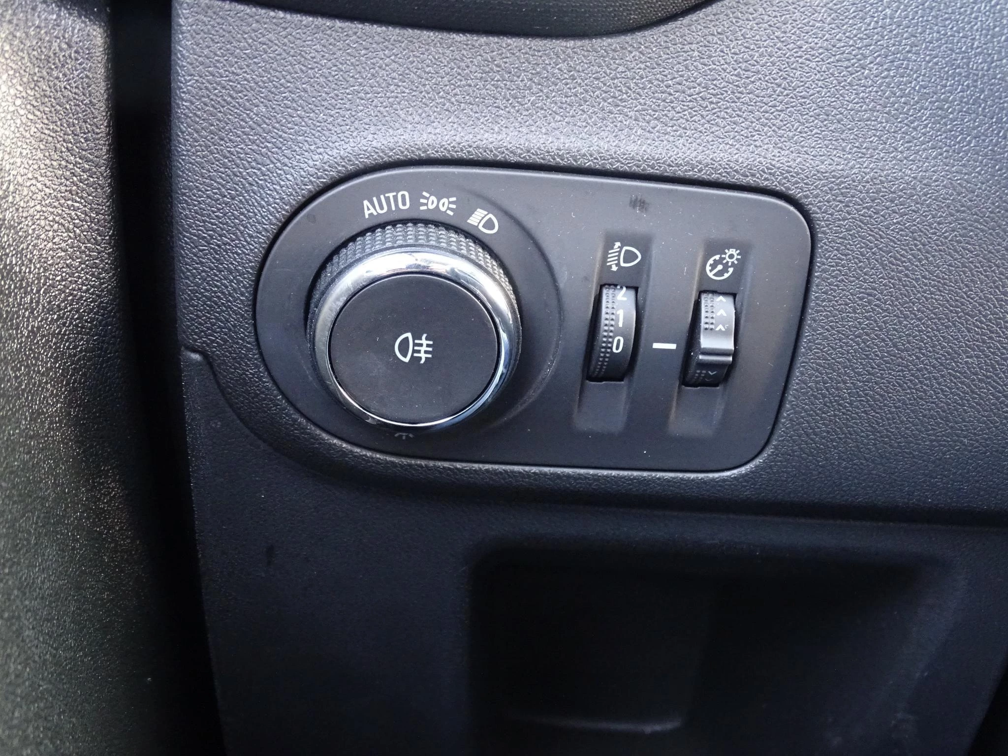 Opel-Crossland-image-16