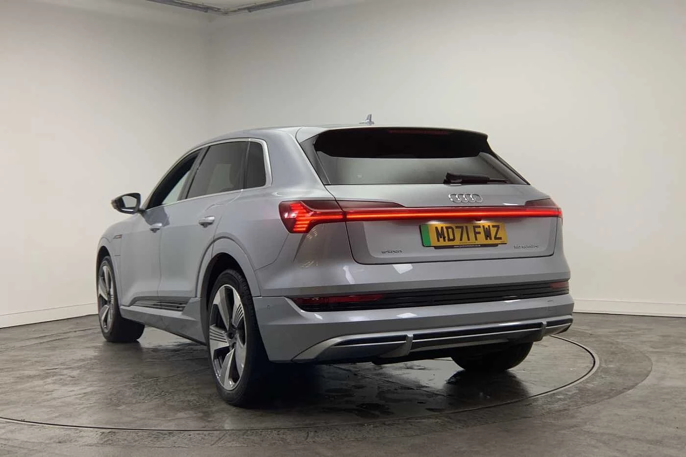 Audi-e-tron-image-2