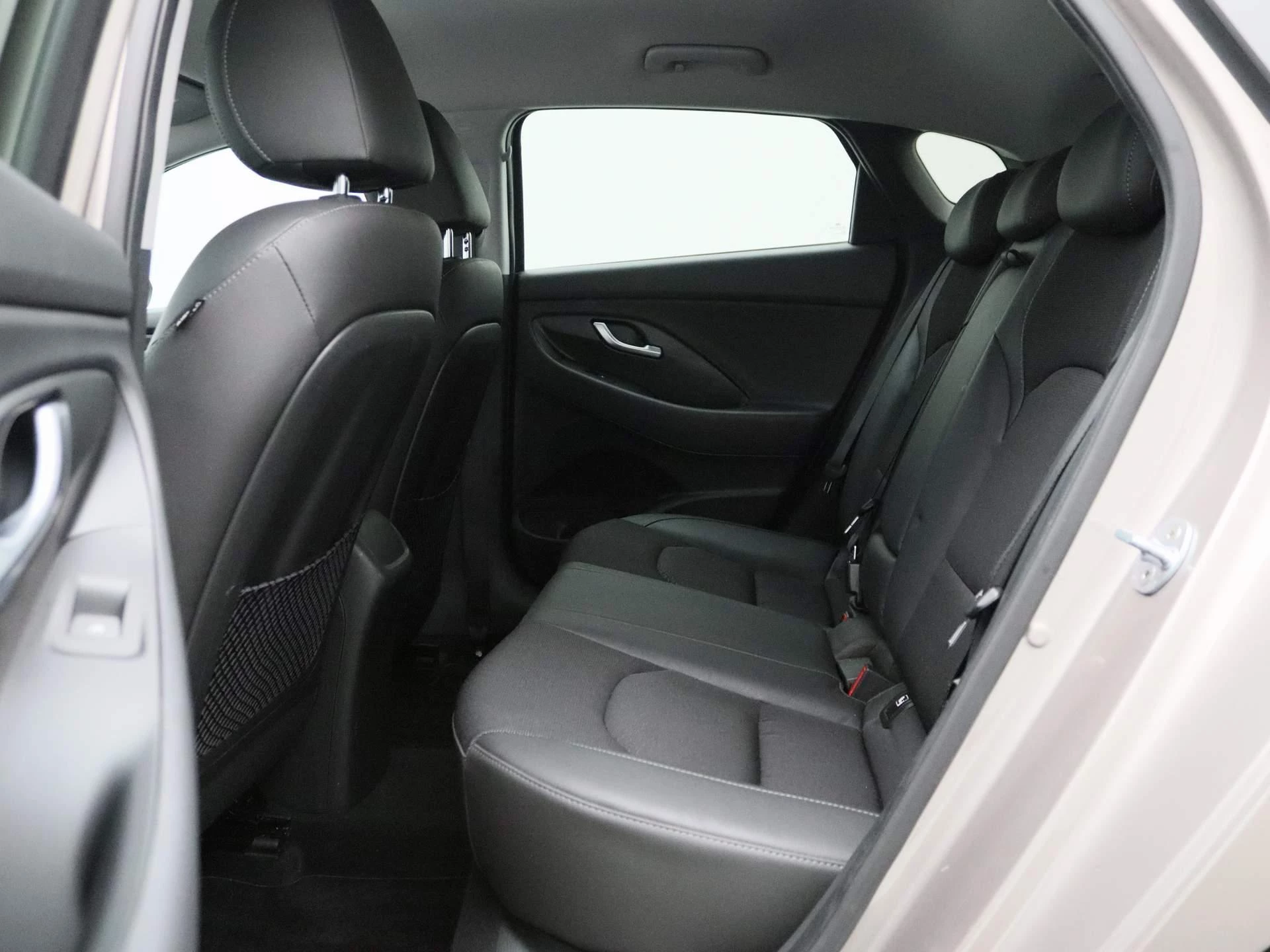 Hyundai-i30-image-12