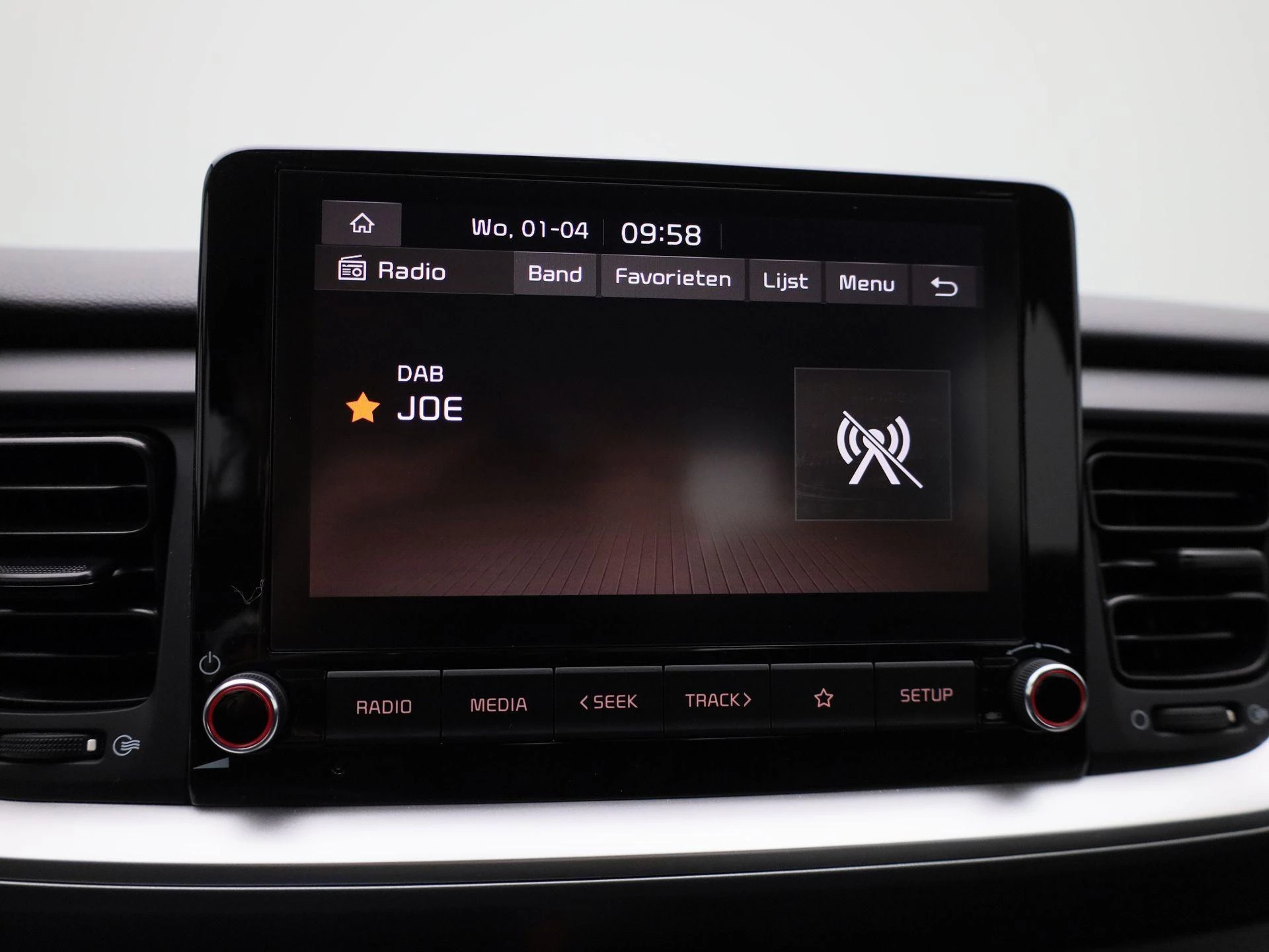 Kia-Stonic-image-18