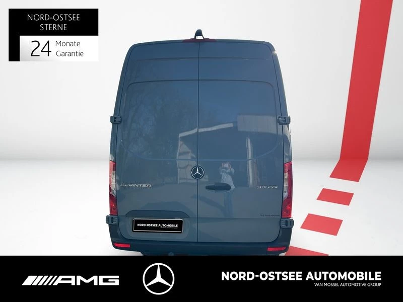 Mercedes-Benz-Sprinter-image-6