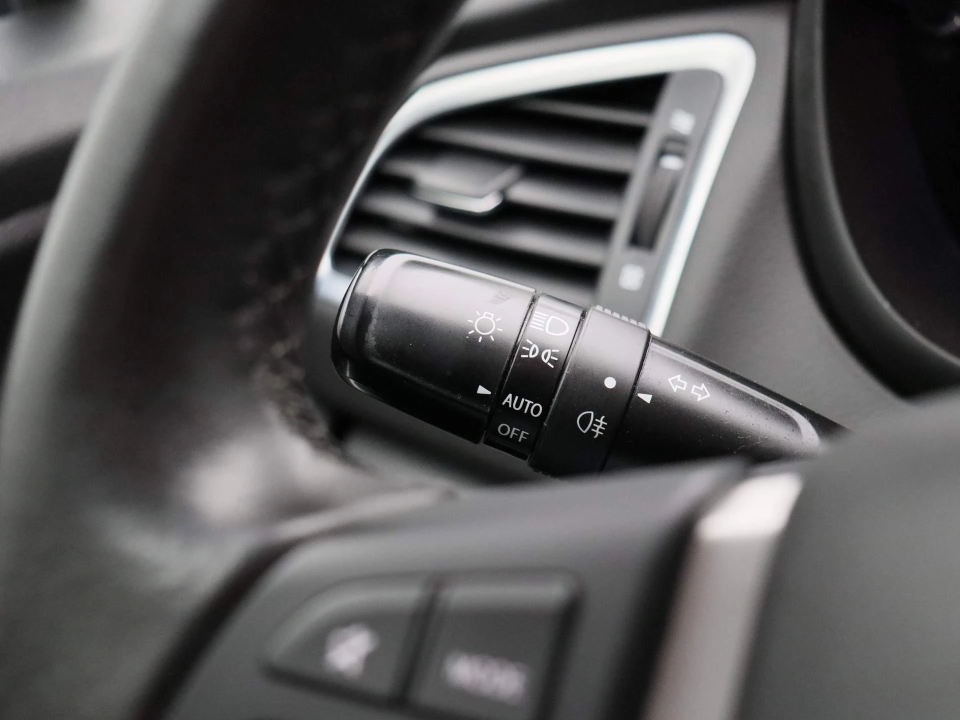 Suzuki-S-Cross-image-27