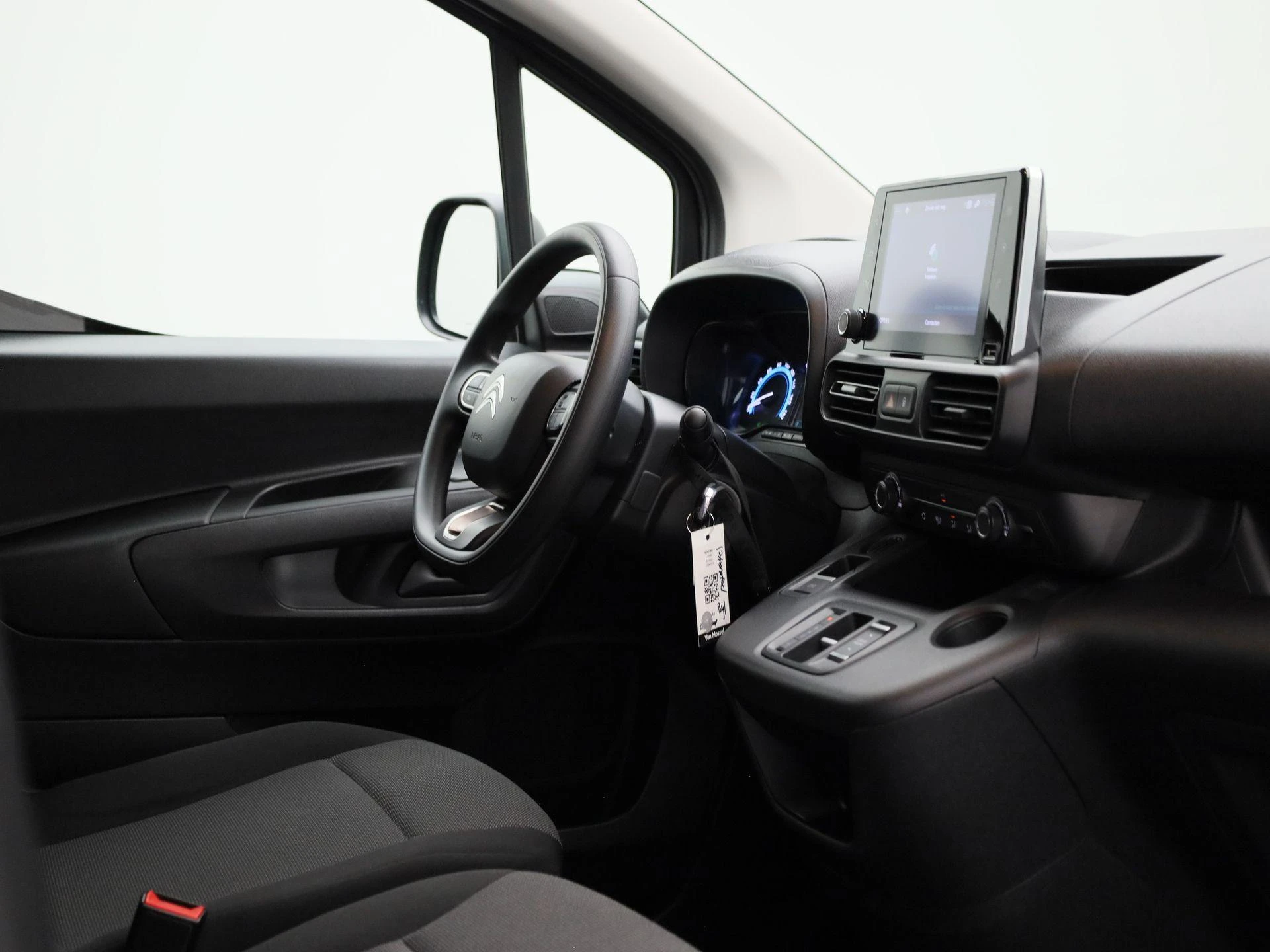 Citroën-ë-Berlingo-image-34