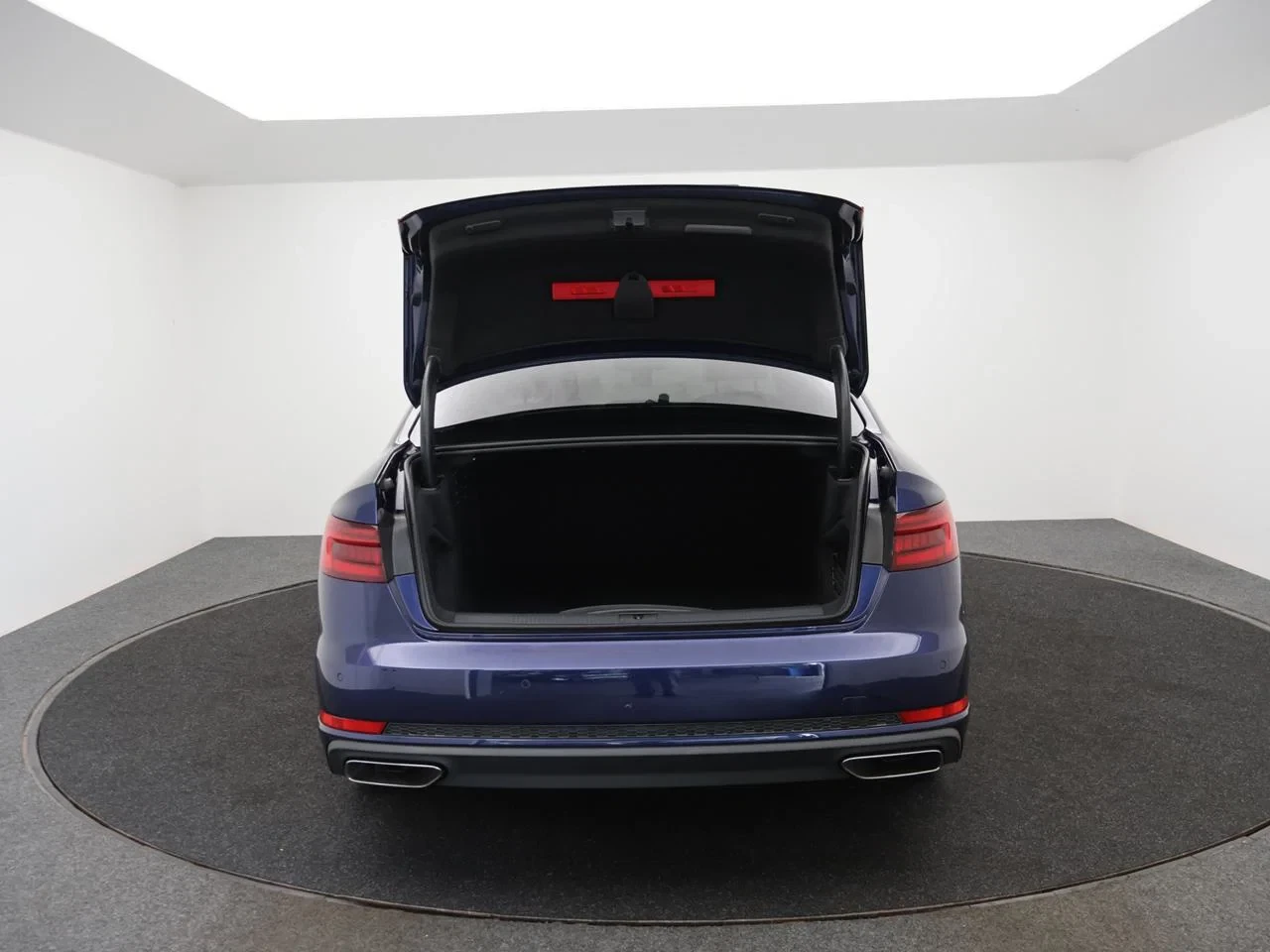 Audi-A4-image-4