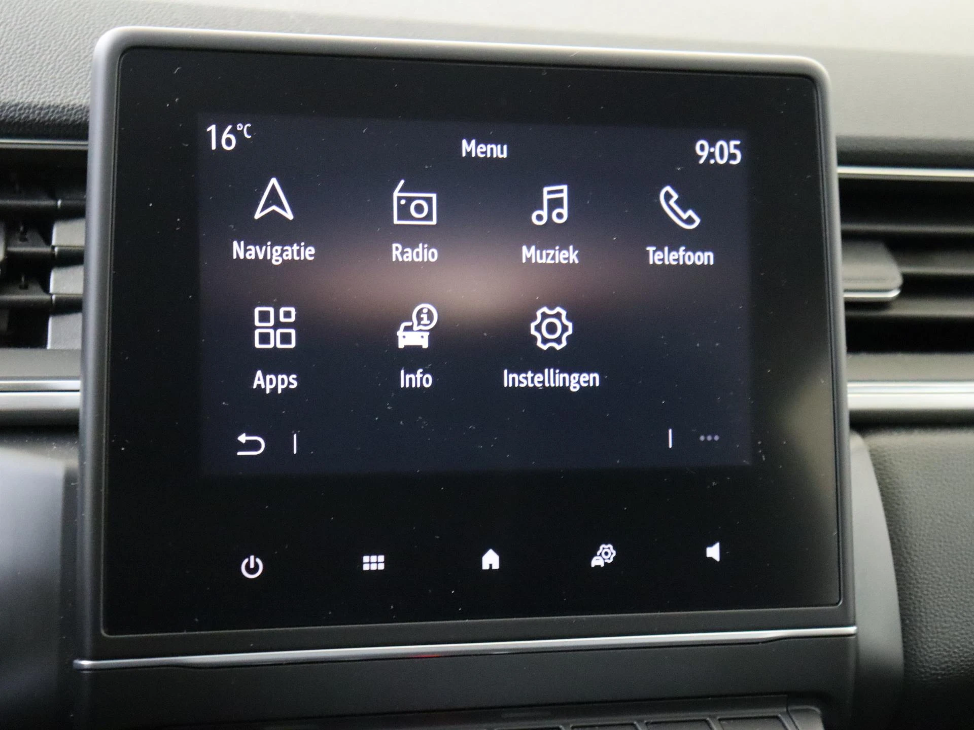 Renault-Captur-image-16