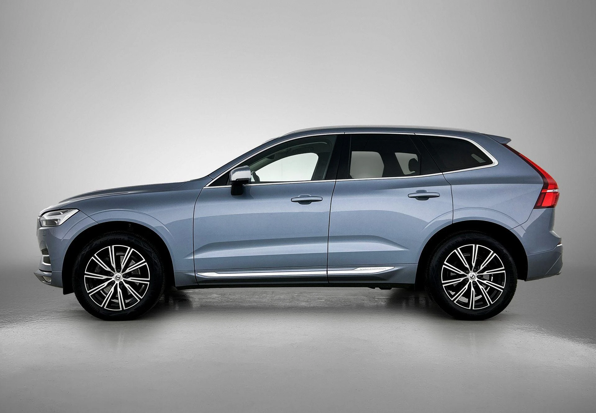 Volvo-XC60-image-1