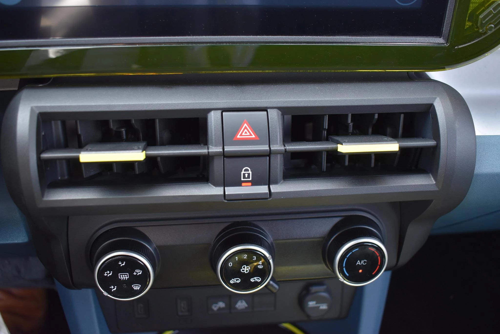 Fiat-Grande Panda-image-13