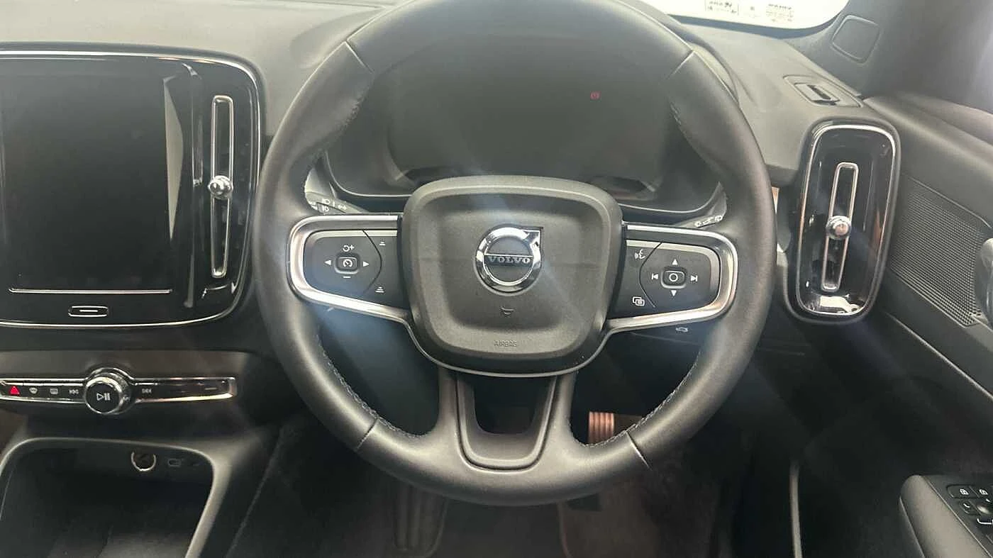 Volvo-XC40-image-11