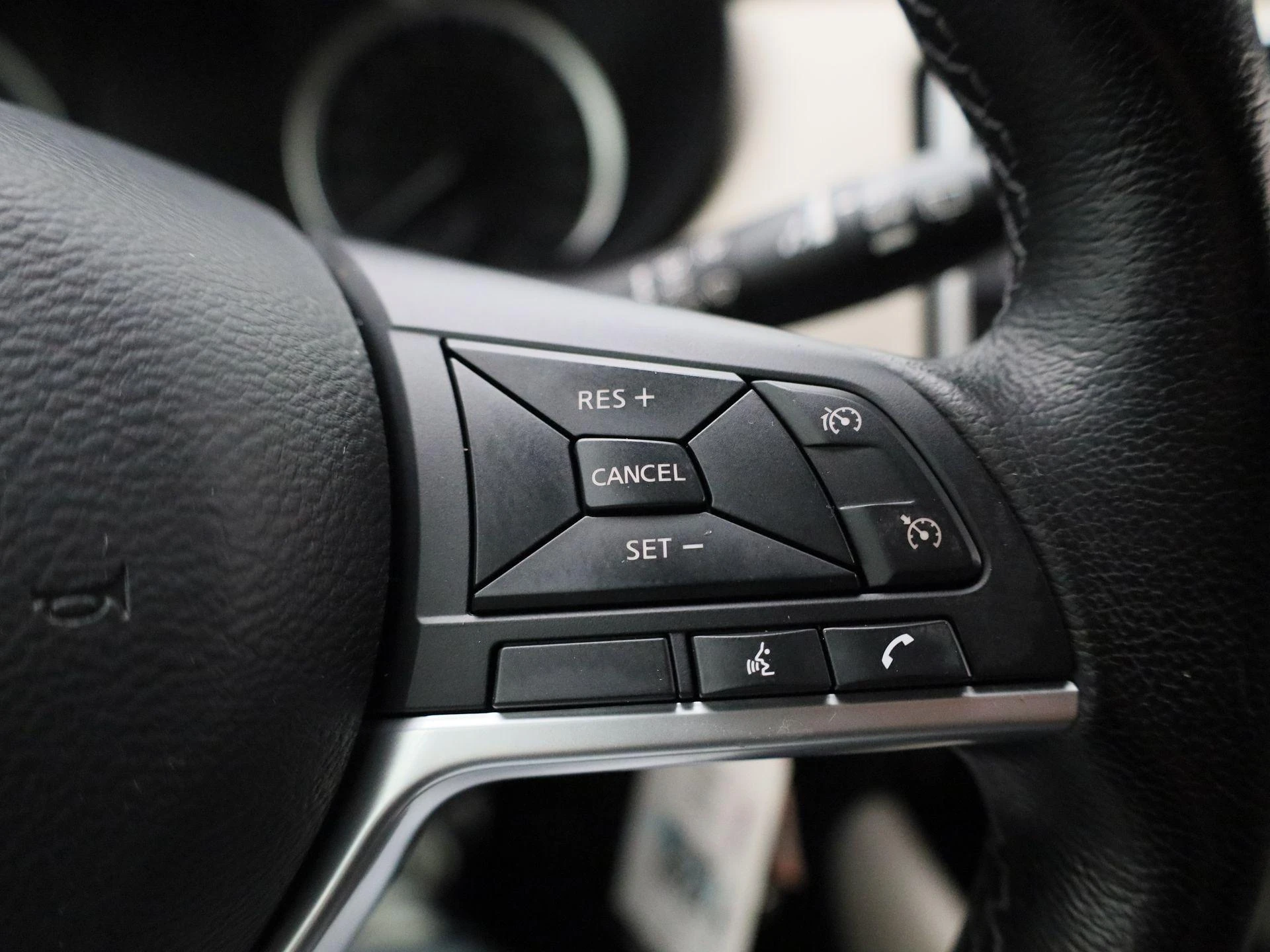 Nissan-Micra-image-18