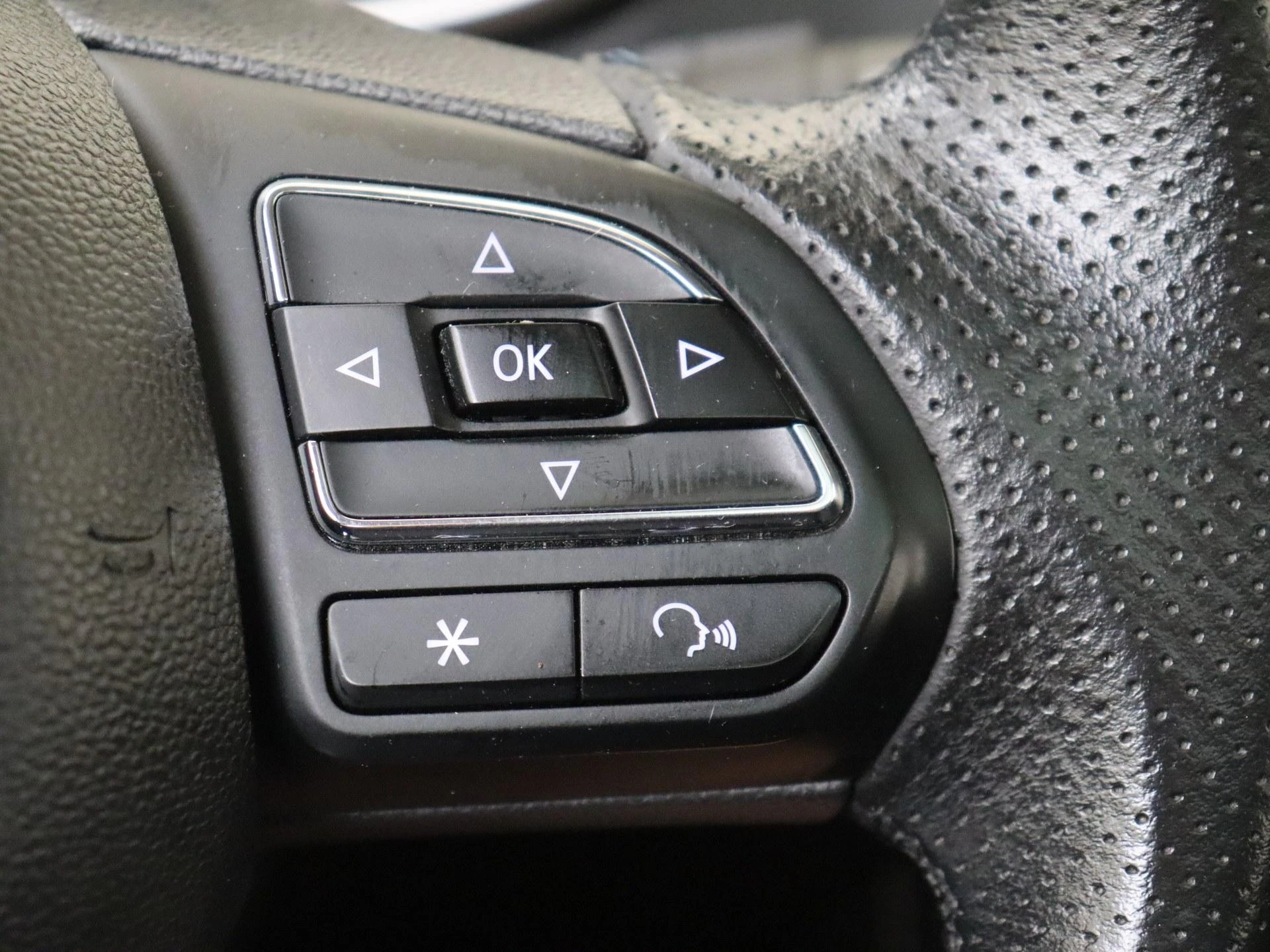 MG ZS EV Luxury 45 kWh