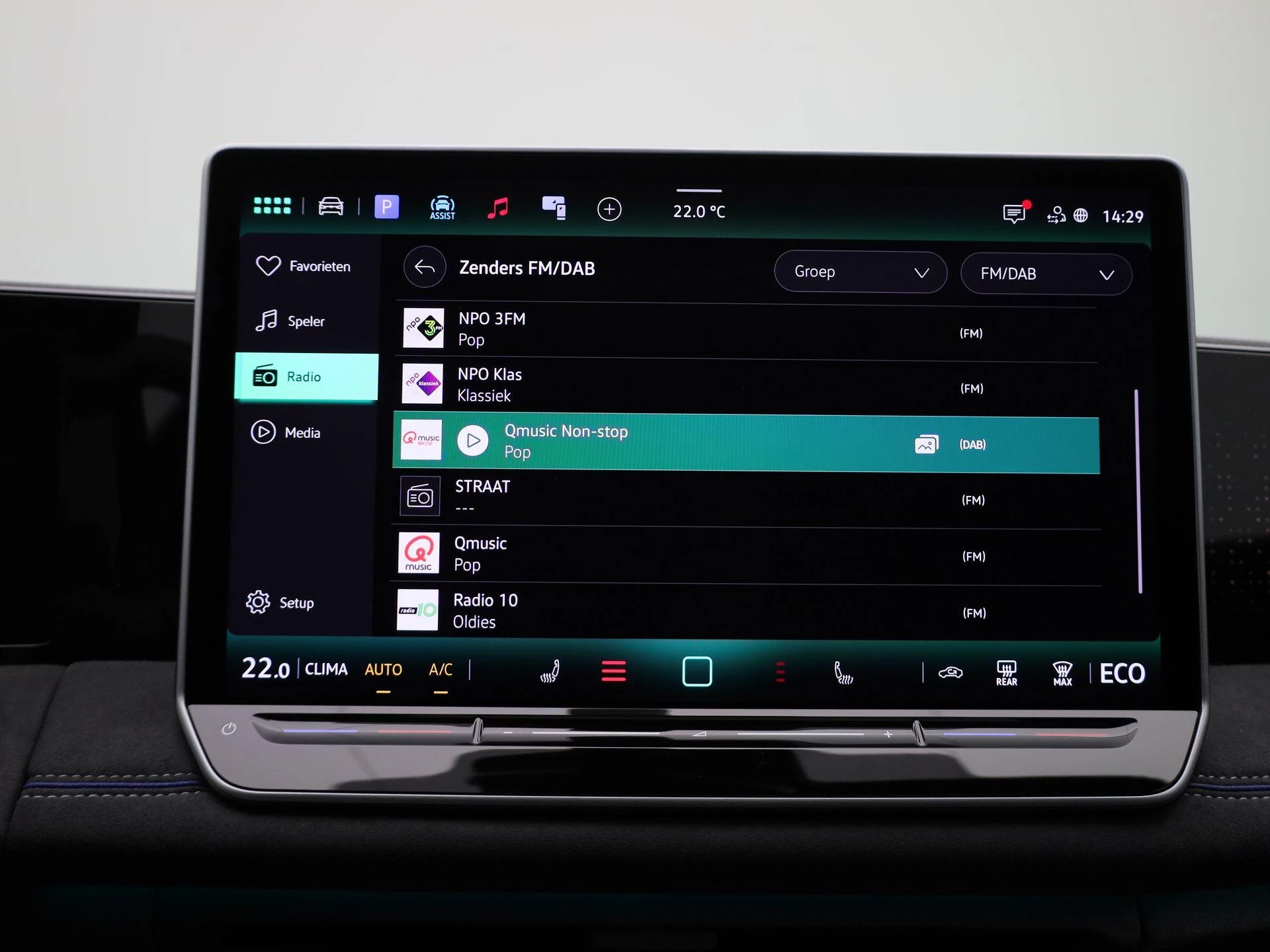 Volkswagen-Tiguan-image-23