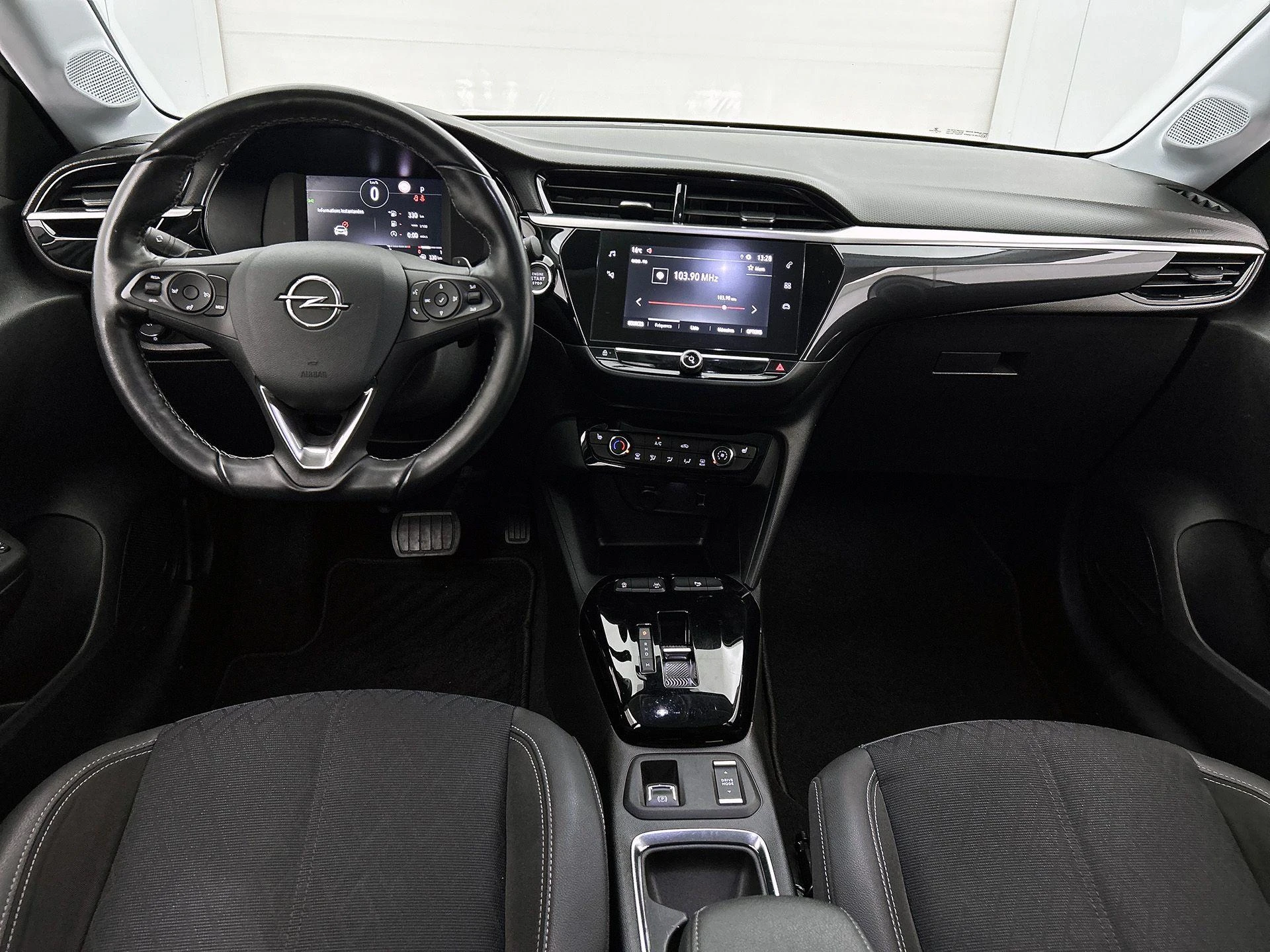 Opel-Corsa-image-18