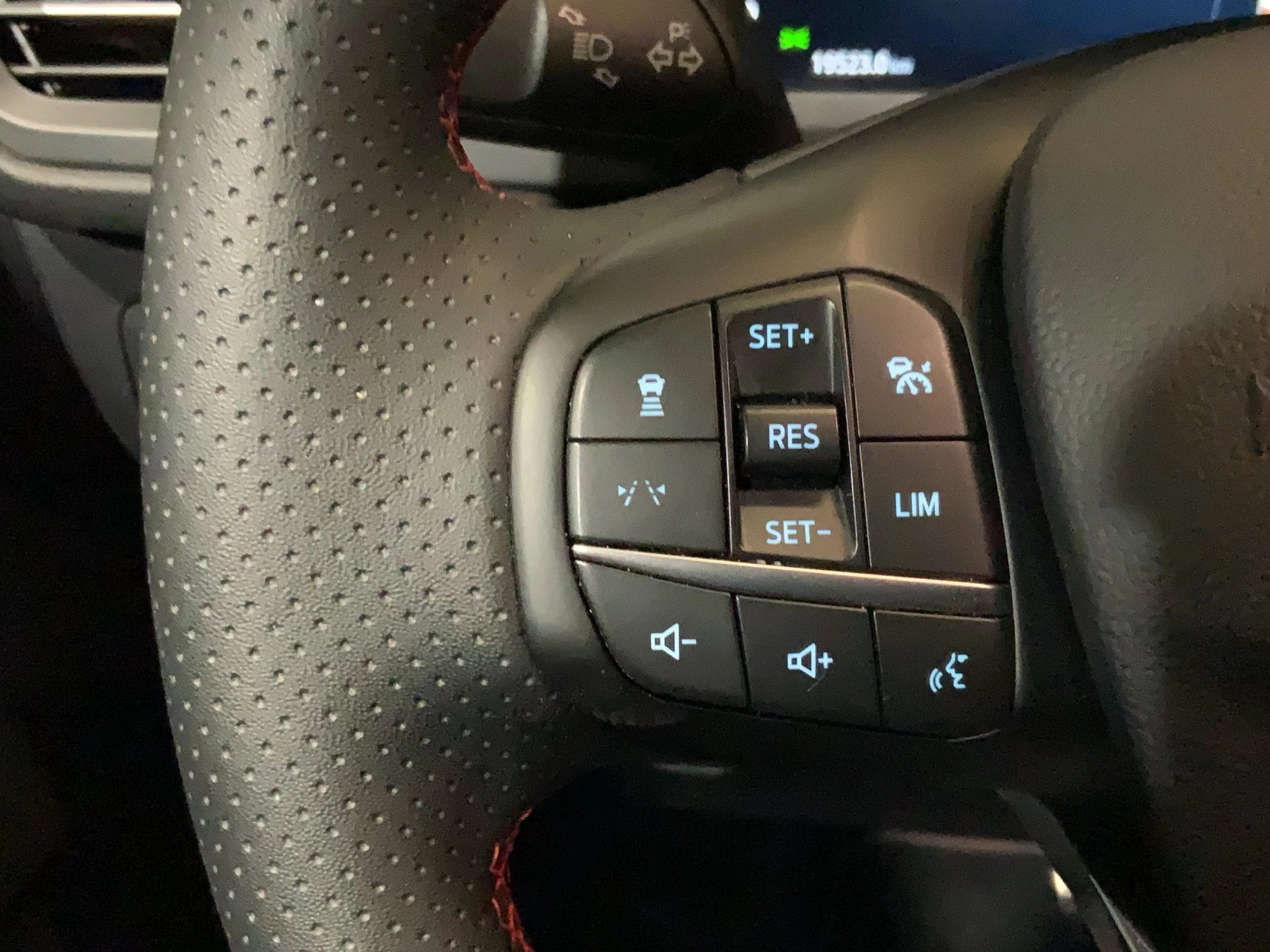 Ford Kuga ST-Line X Aut.*360GRAD*LED-MATRIX*NAVI*GRA*WINTER-PKT.