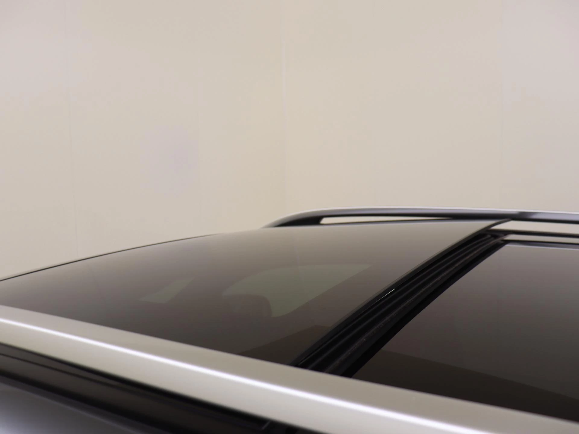 Mercedes-Benz-GLE-image-29