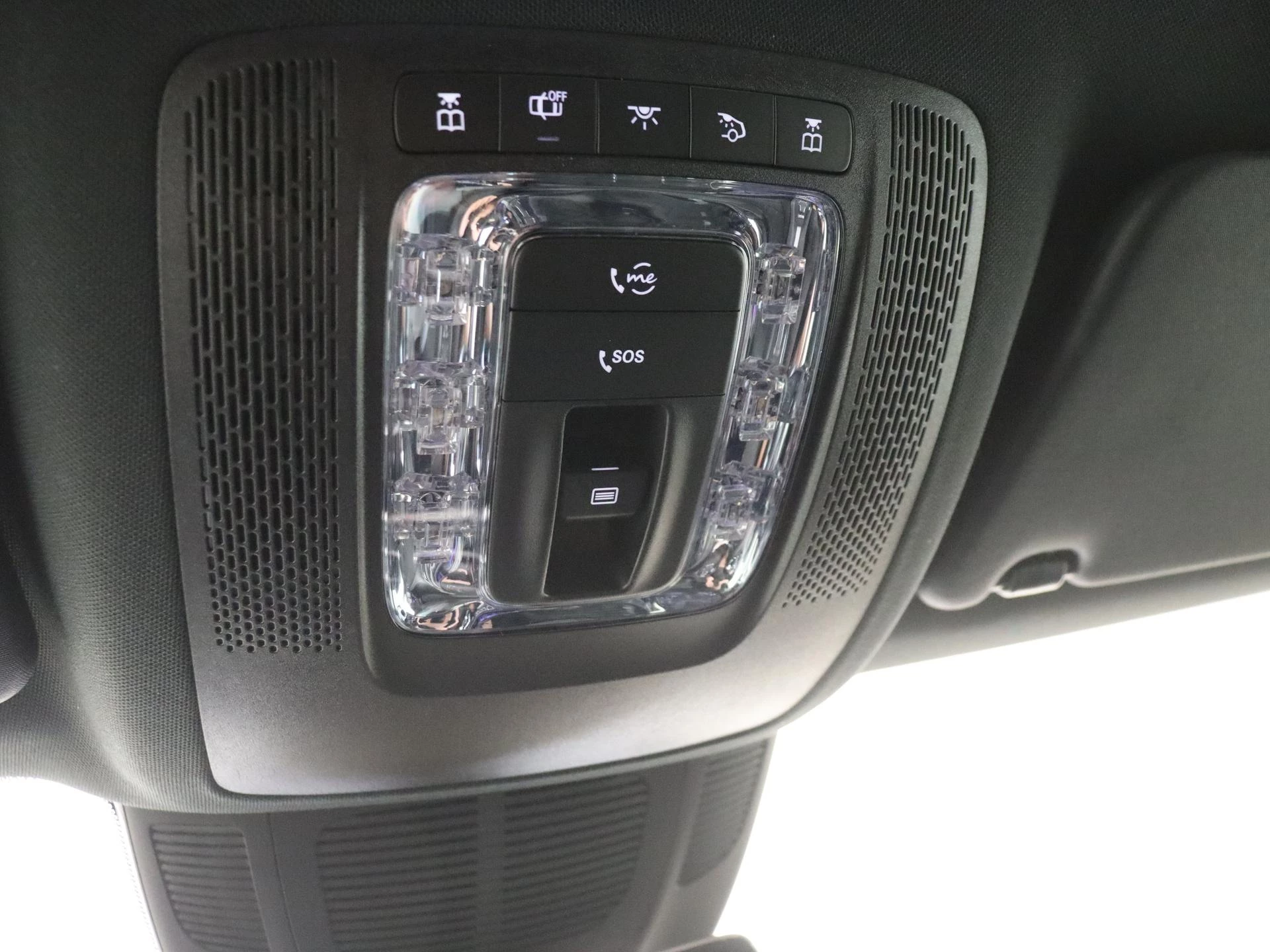 Mercedes-Benz-GLE-image-33
