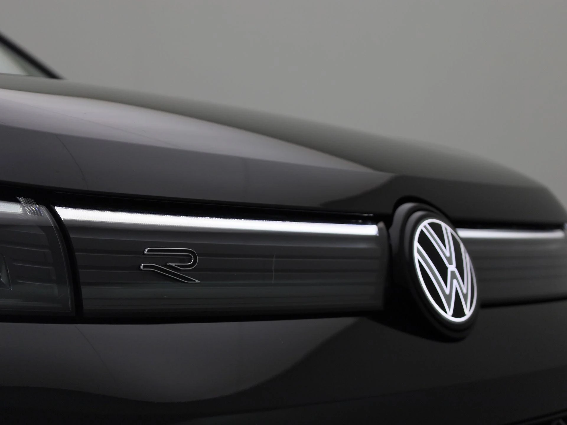 Volkswagen-Tiguan-image-50