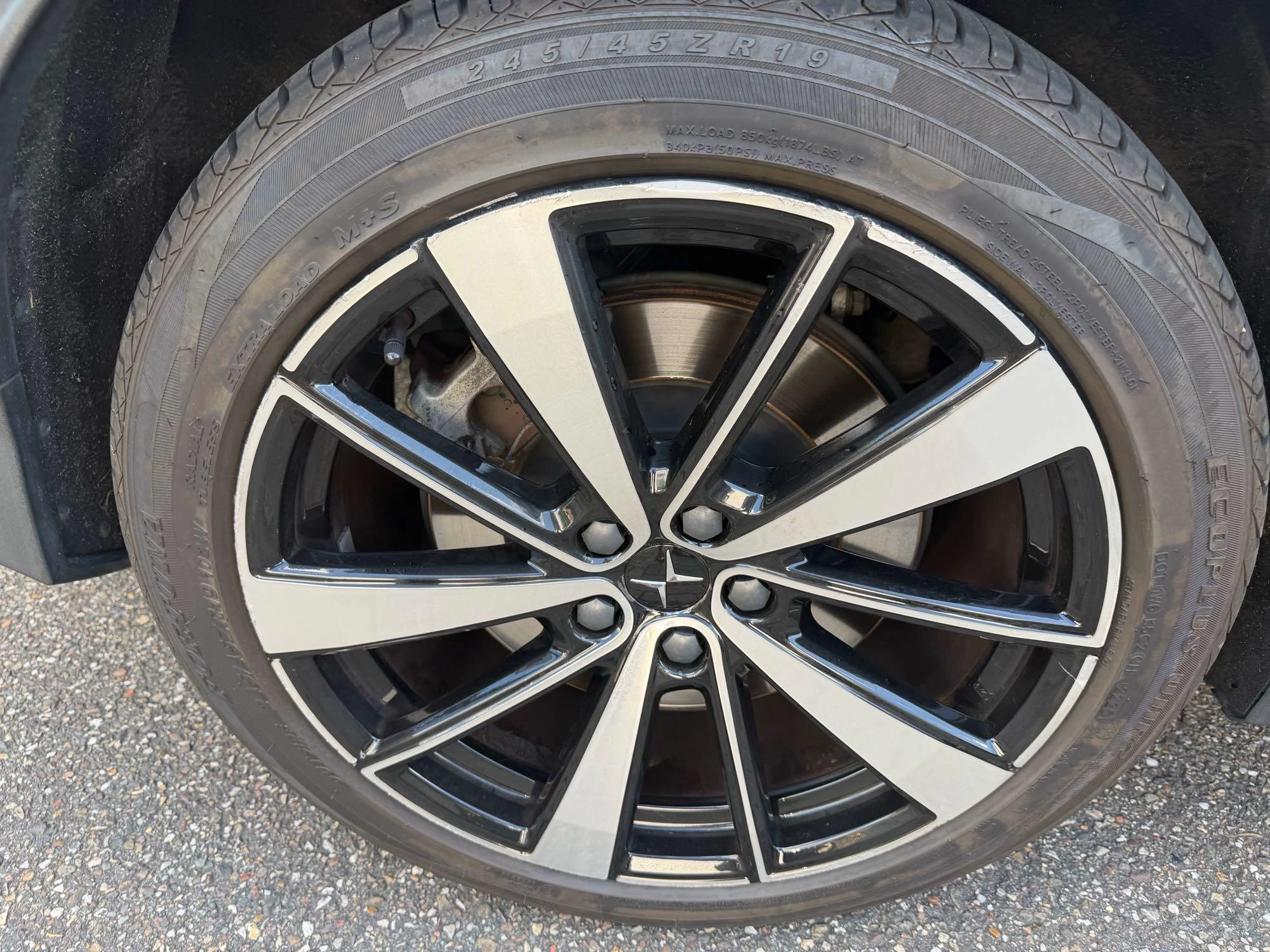 Polestar-2-image-11