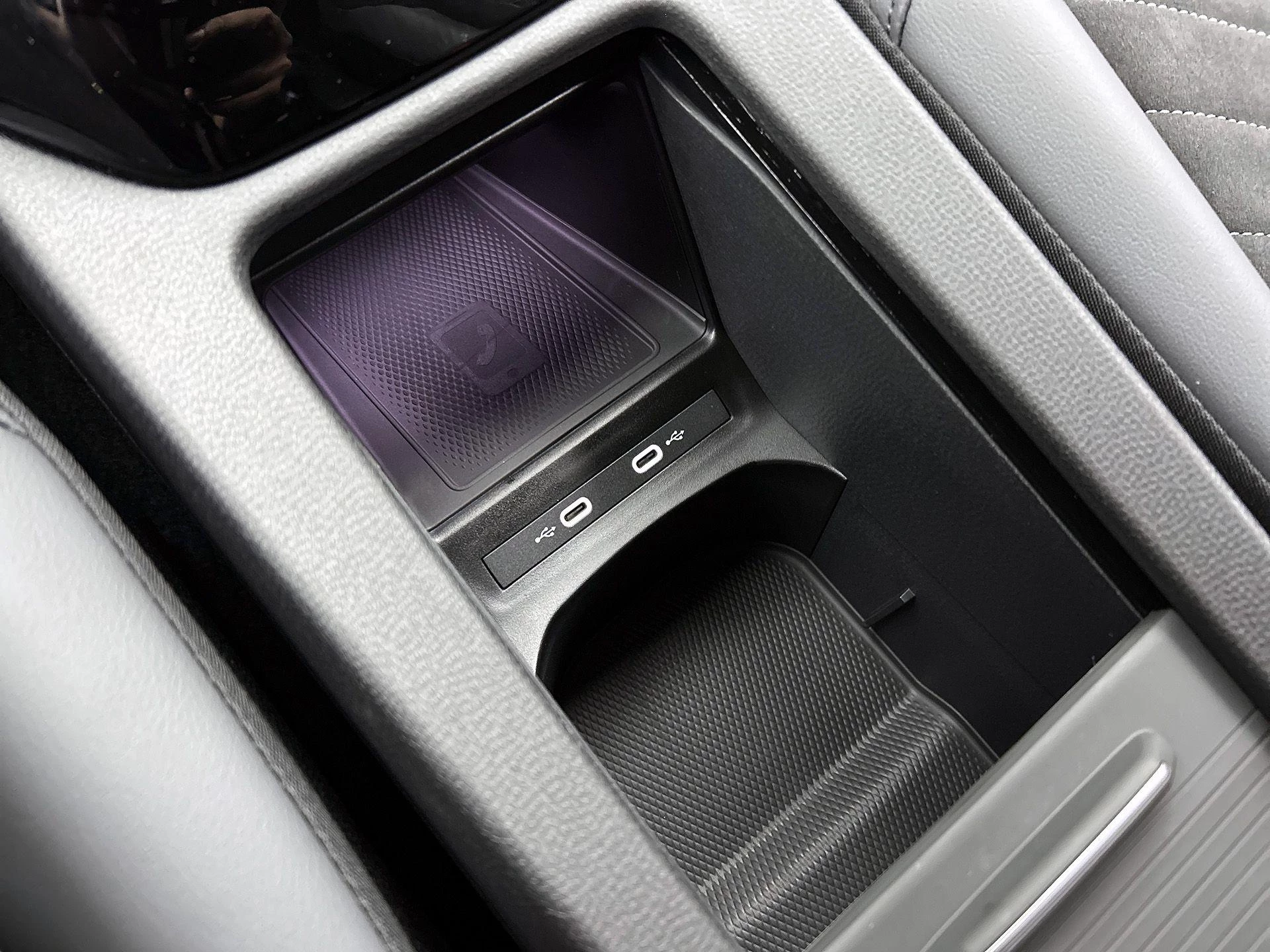 Volkswagen-ID.4-image-35