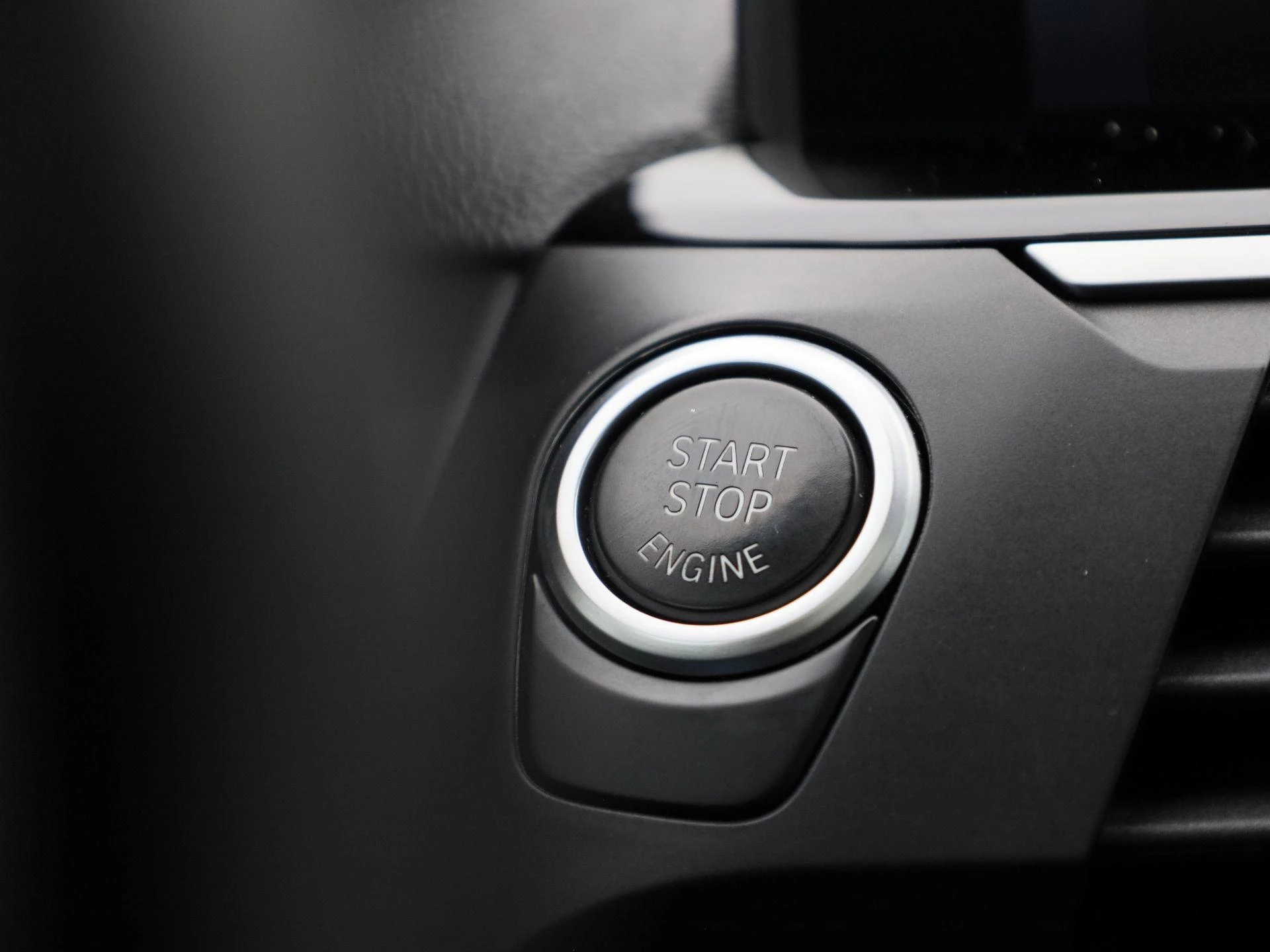 BMW X3 sDrive18d (110 kW)